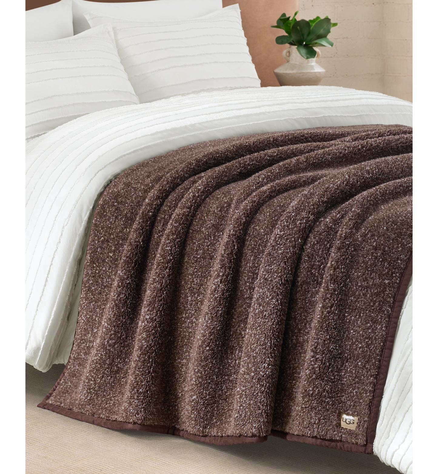 UGG® Classic UGGfluff Throw, 50" x 70" - Burnt Cedar