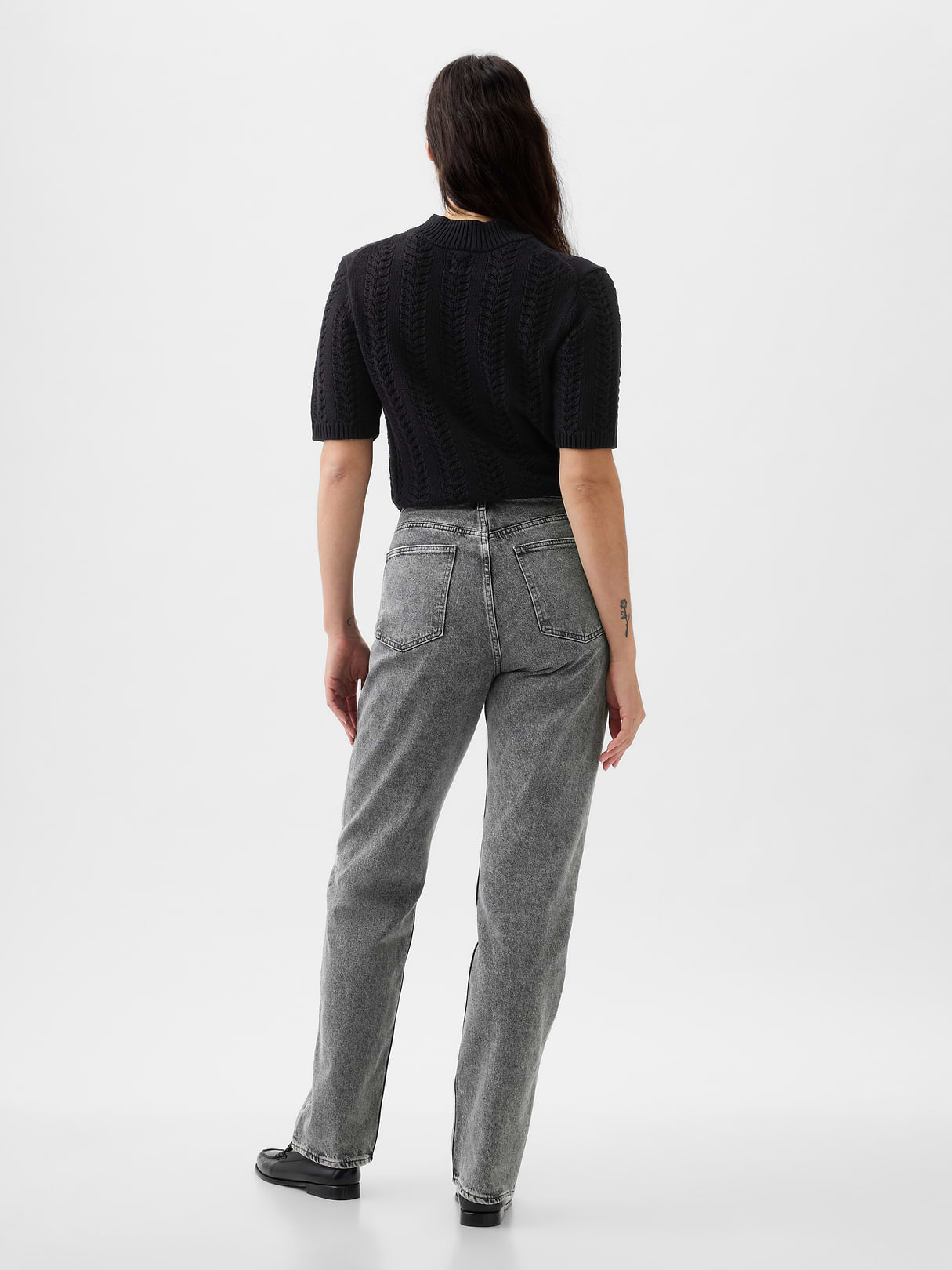 High Rise '90s Slim Straight Jeans - washed black