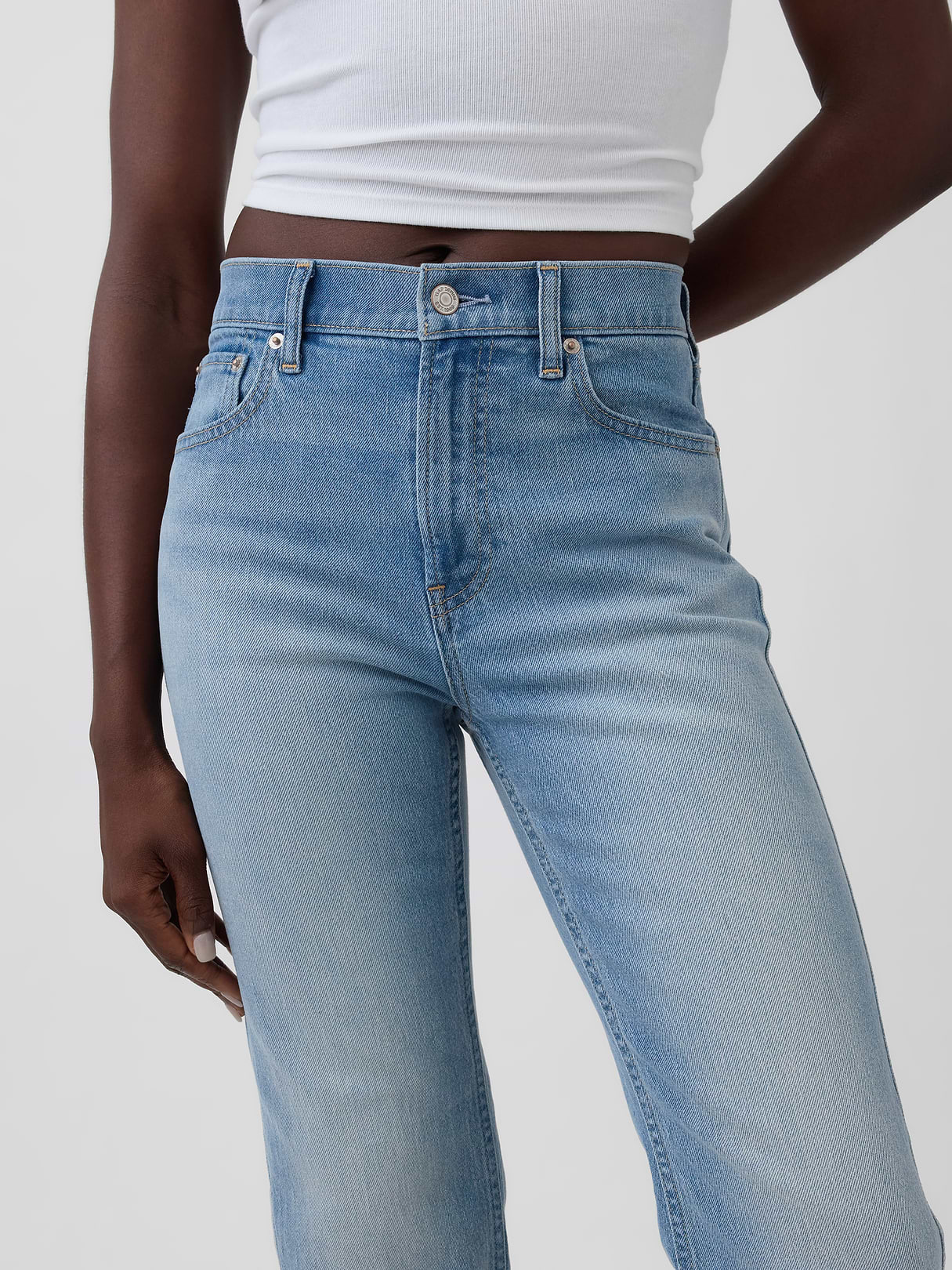 High Rise '90s Slim Straight Jeans - Light indigo