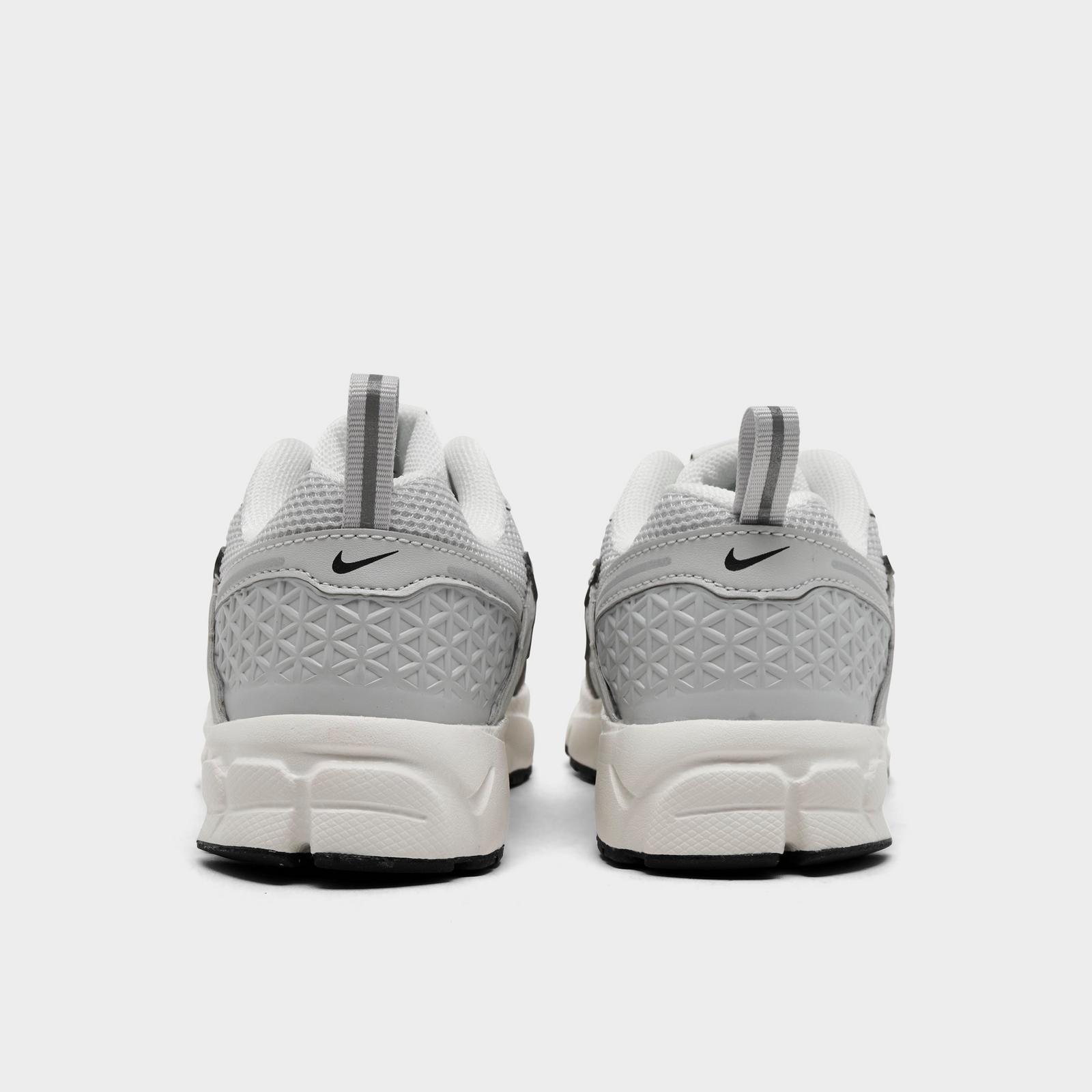 Little Kids' Nike Vomero 5 Casual Shoes - Photon Dust/Chrome/Gridiron/Sail