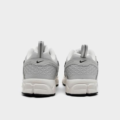 Little Kids' Nike Vomero 5 Casual Shoes - Photon Dust/Chrome/Gridiron/Sail