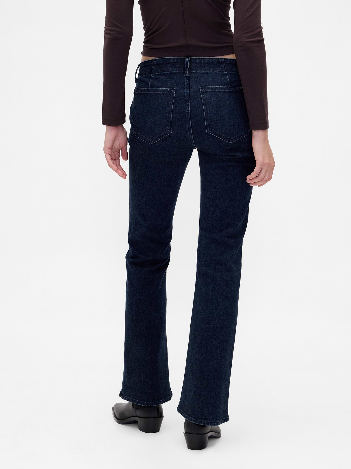 Low Rise Long & Lean Split-Hem Jeans - Dark rinse