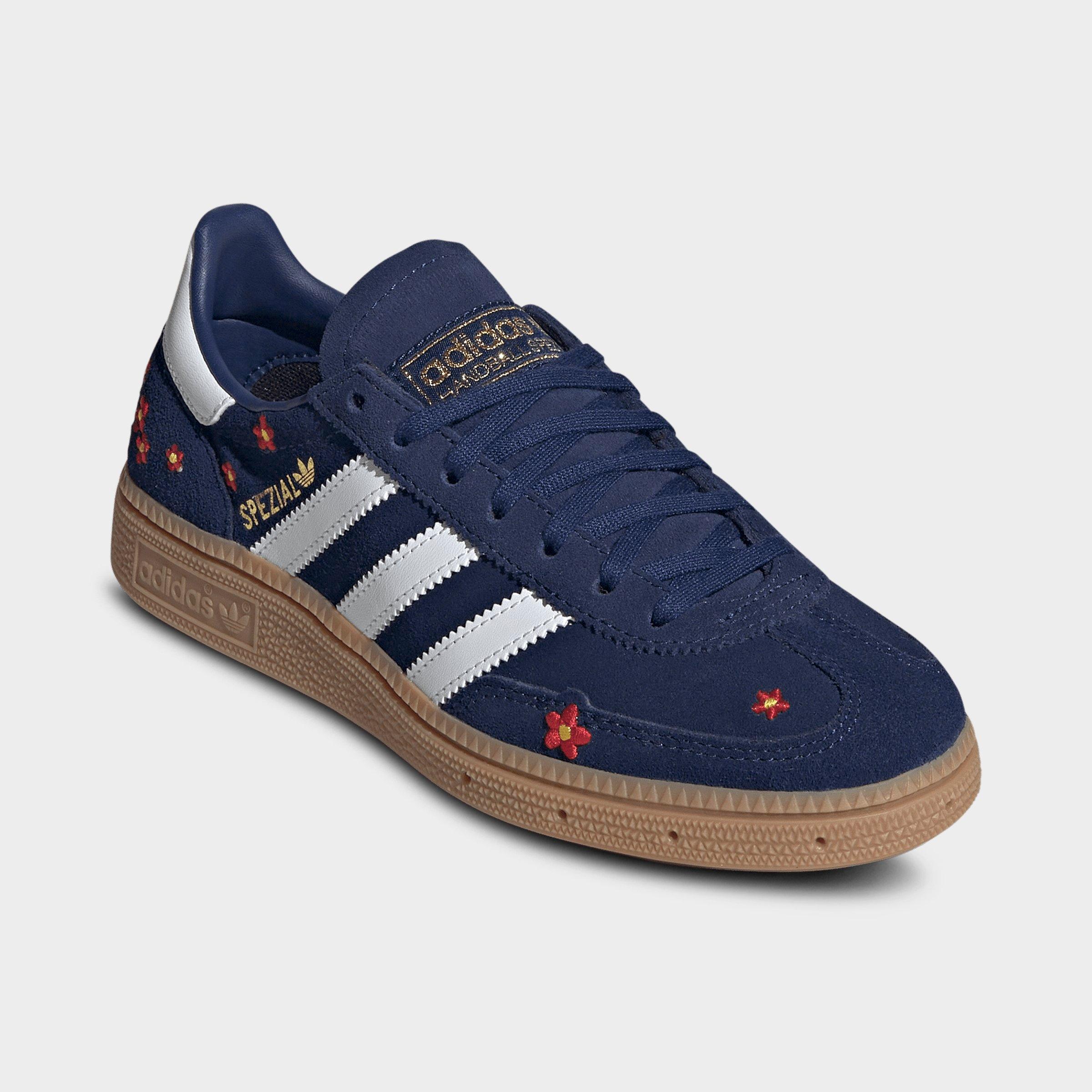 Big Kids' adidas Originals Handball Spezial Casual Shoes - Part 1 - Dark Blue/Cloud White/Gum - Both shoes facing left