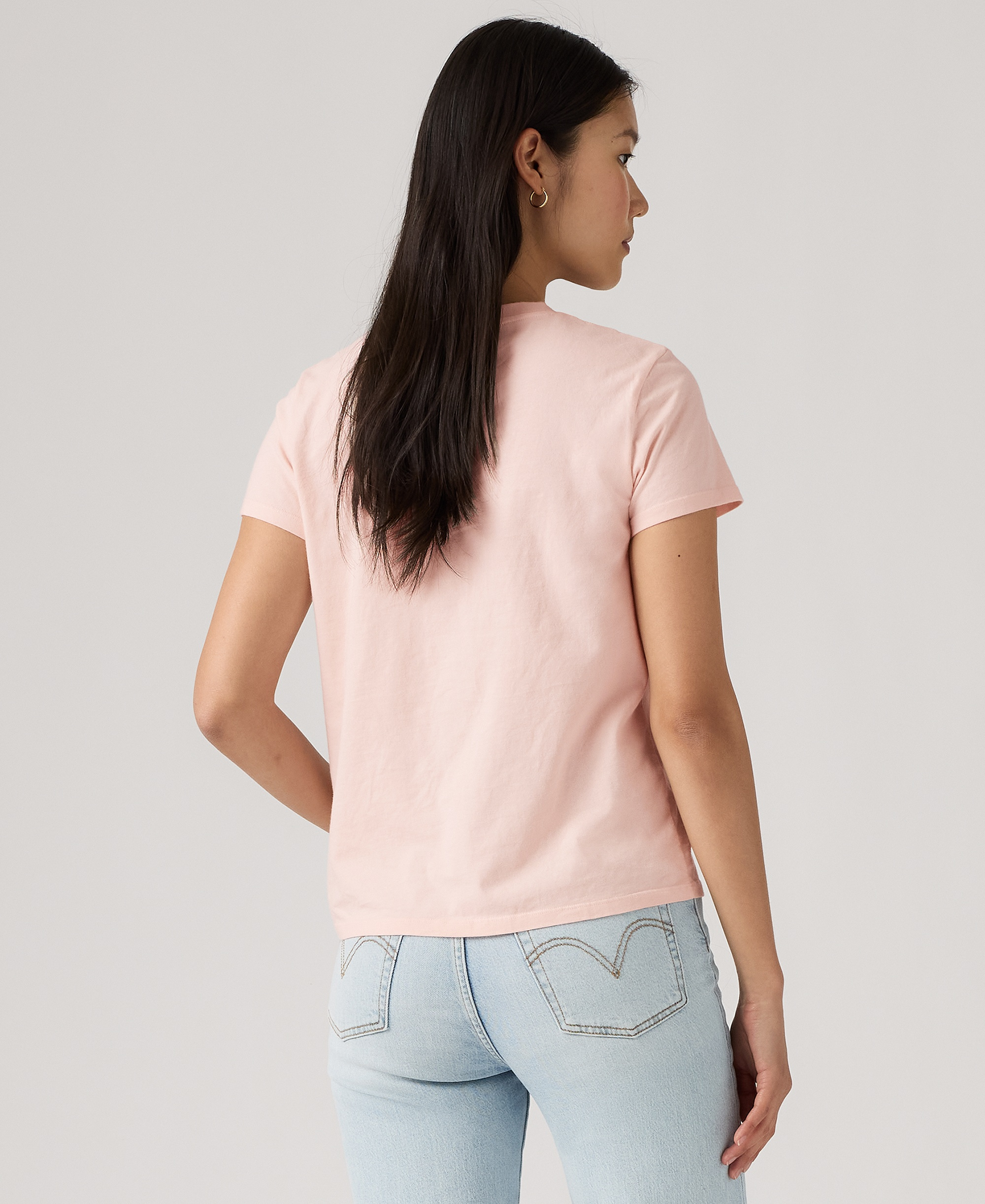 Levi's Women's Perfect Graphic Logo Cotton T-Shirt - Blurry Flower Field Bw Mangano Calcite