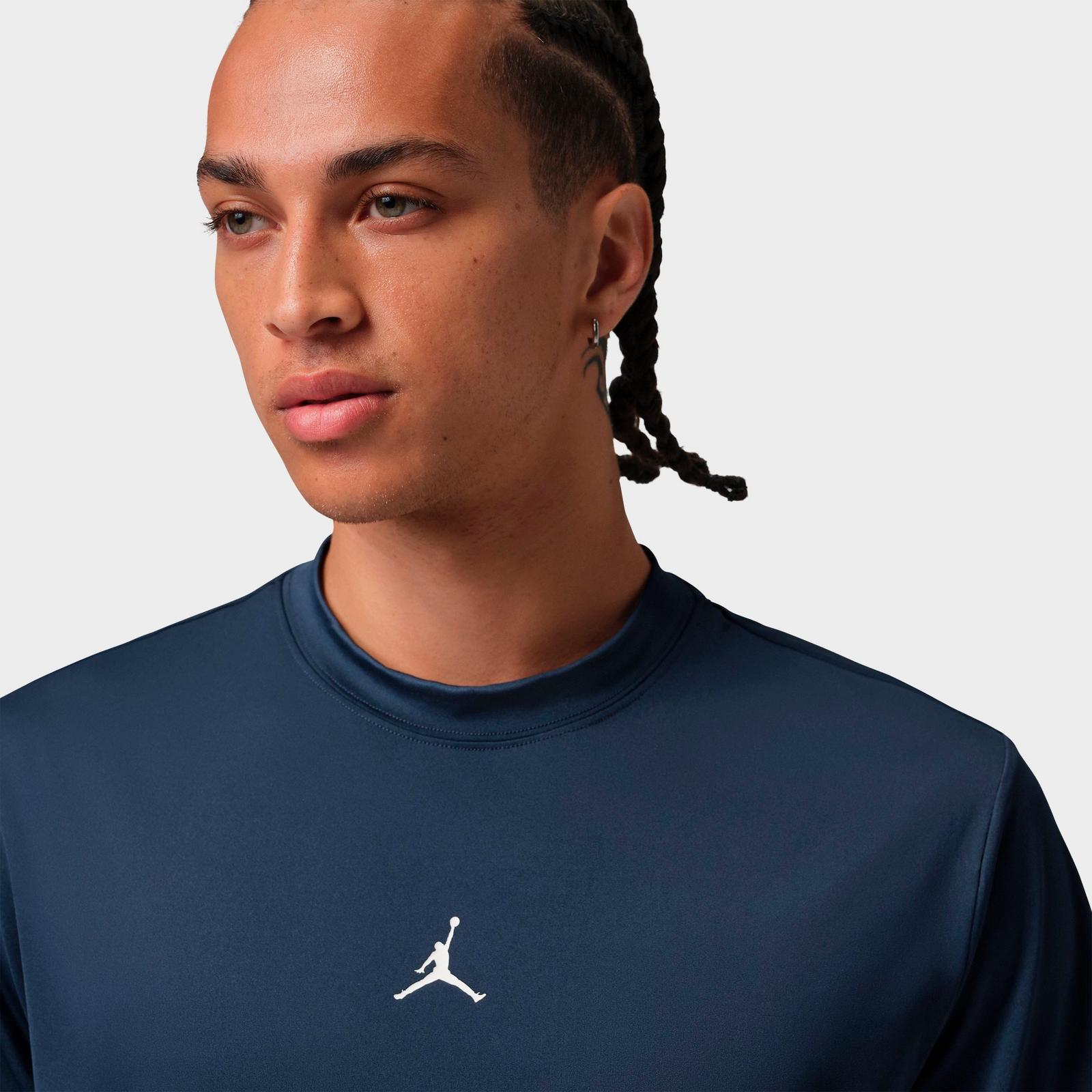 Men's Jordan Sport Essentials Dri-FIT Training T-Shirt - Midnight Navy - view 4