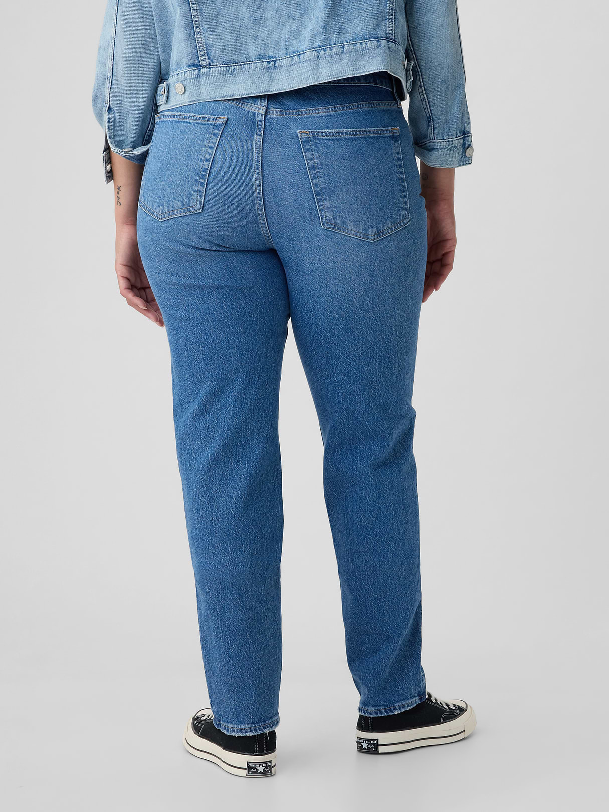 High Rise Cheeky Straight Jeans - Light indigo