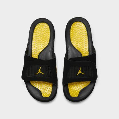 Men's Jordan Hydro 4 Retro Slide Sandals - Black/Tour Yellow - view 5