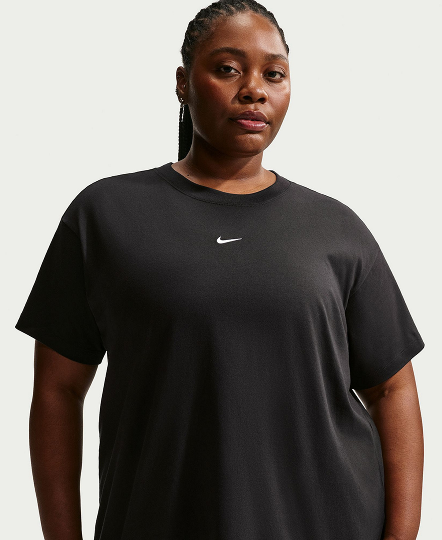 Nike Women's Sportswear Crewneck T-Shirt - Black/white