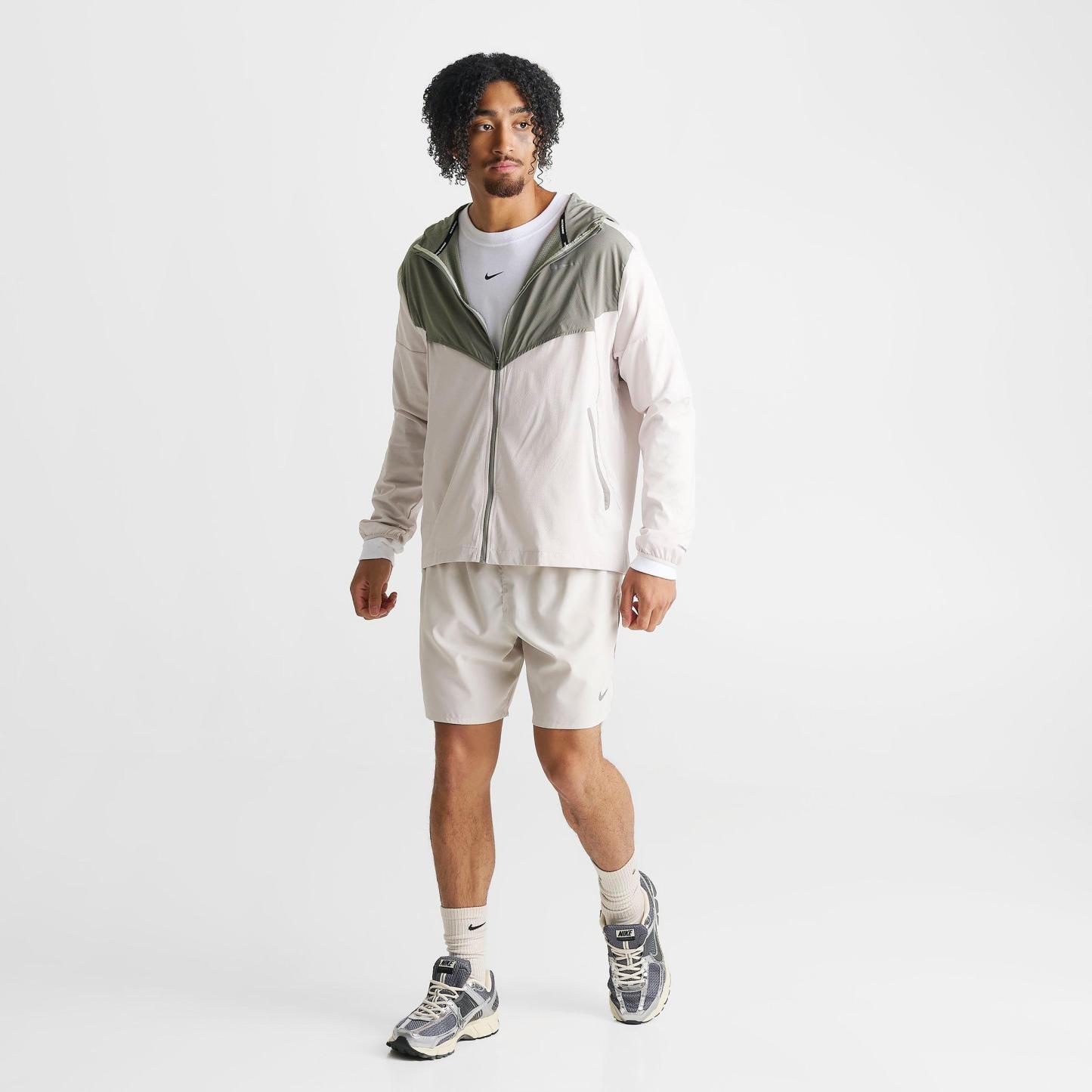Men's Nithtke Impossibly Light Windrunner Running Jacket - Light Bone/Dark Stucco/Light Bone
