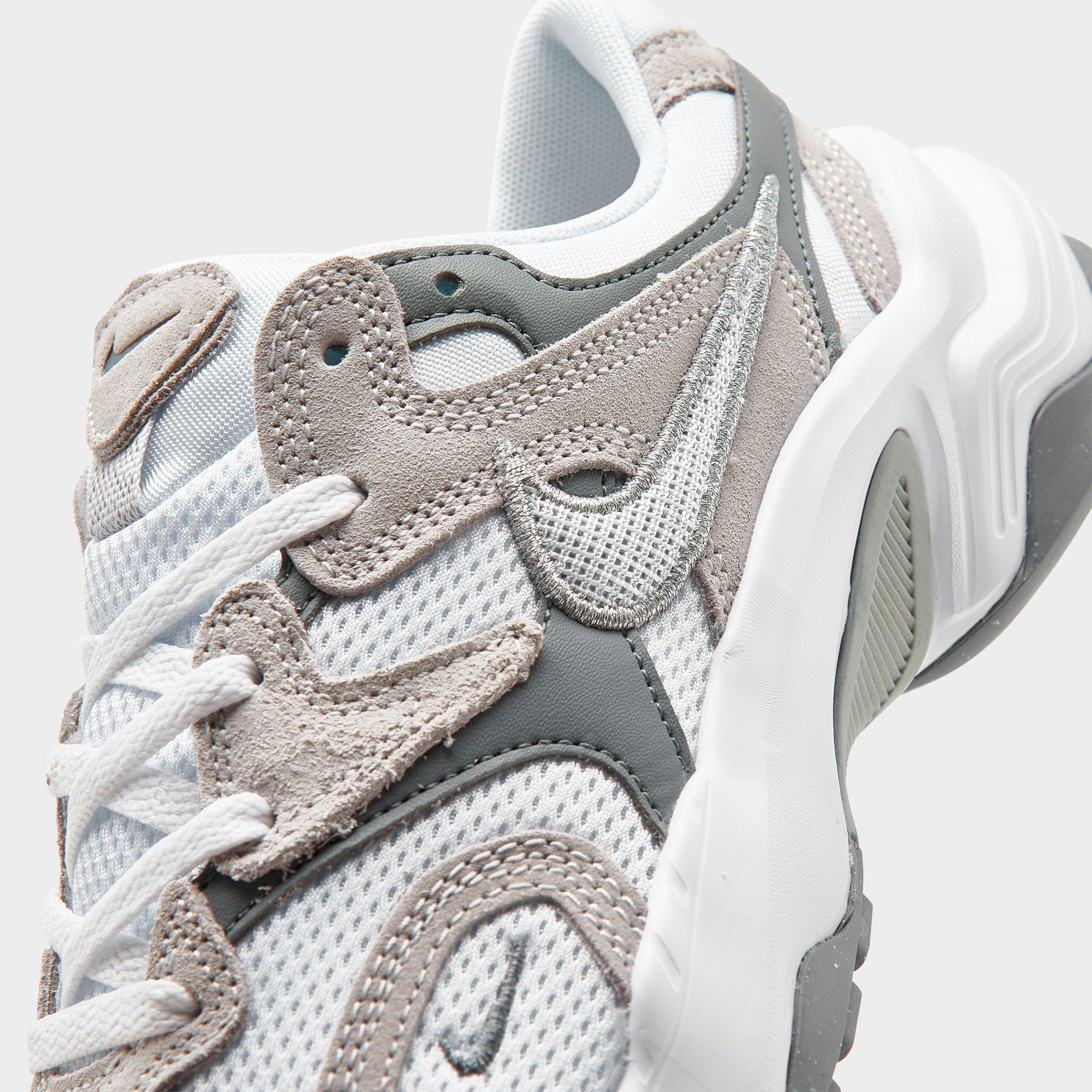 Women's Nithtke AL8 Running Shoes (RUNINSPO) - White/Metallic Silver/Smoke Grey/Black - Detail shot