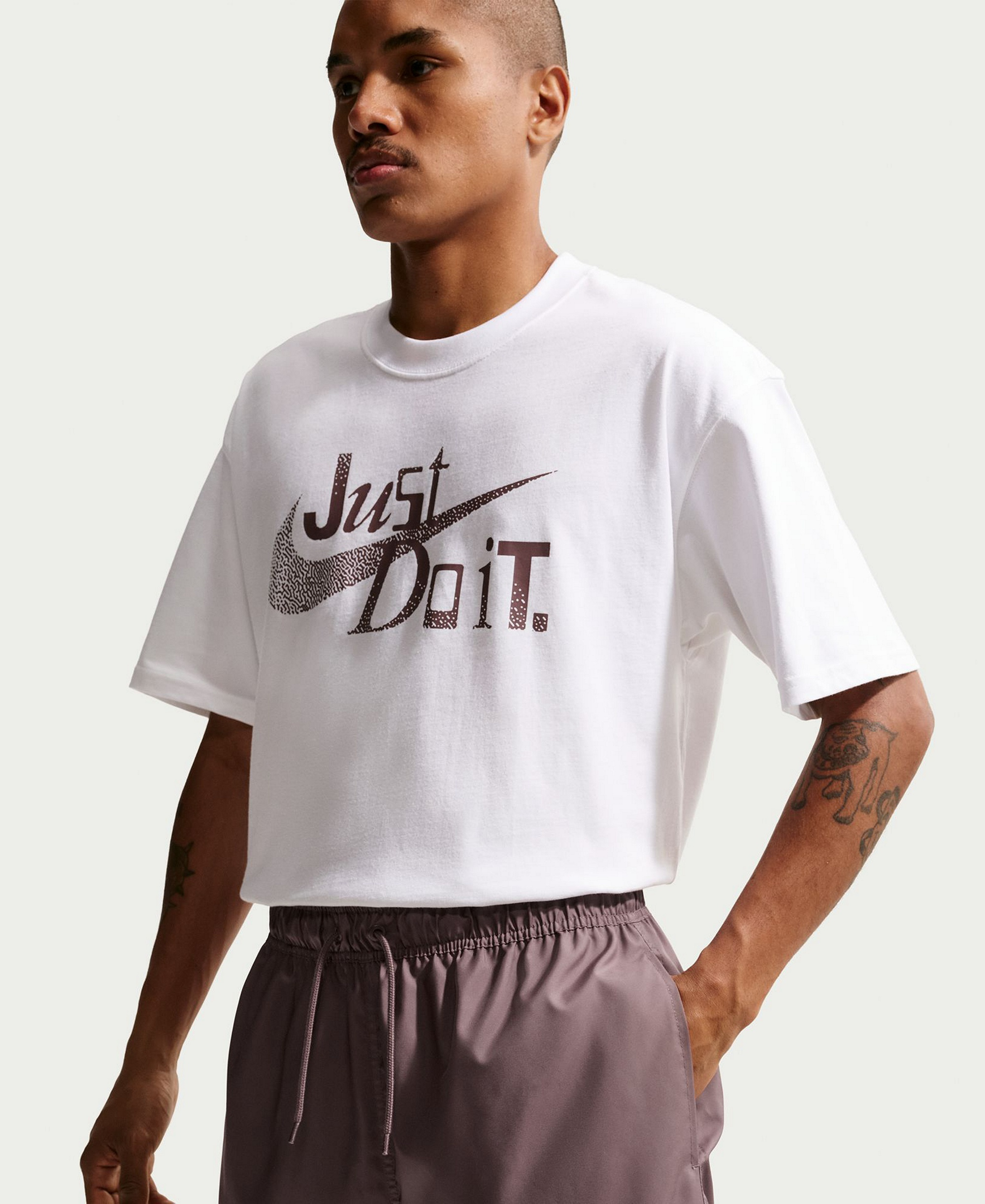 Nike Men's Club Flow Relaxed-Fit Drawstring Shorts - Tattoo/White