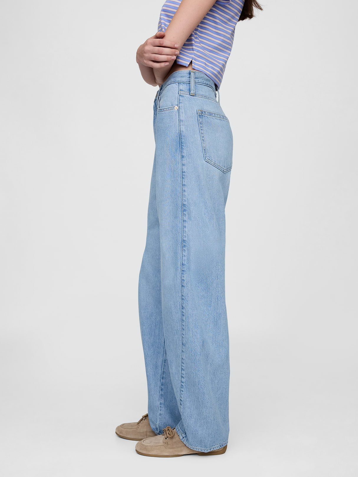 High Rise Barrel Jeans - Light wash blue
