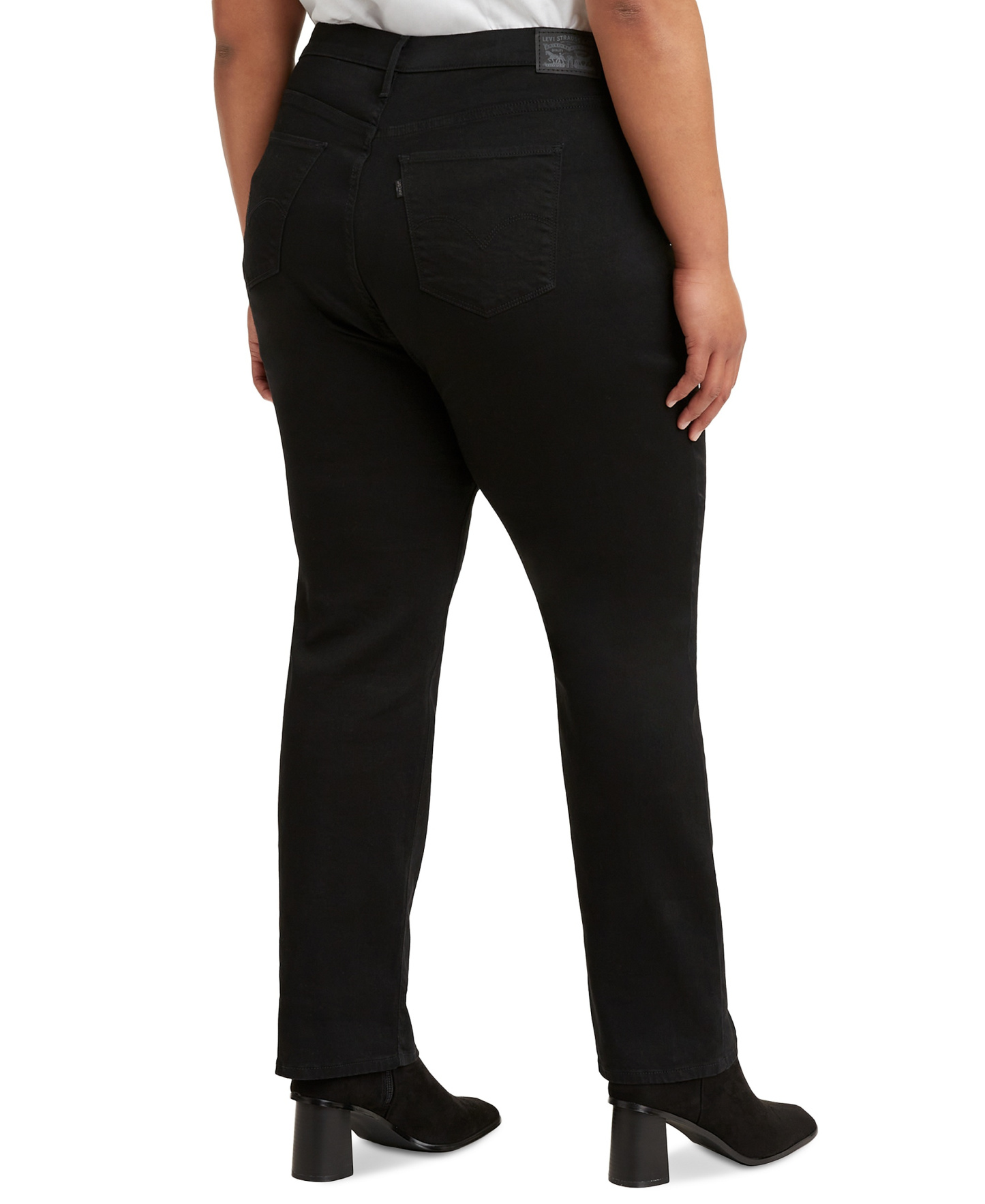 Levi's Women's 724 Straight-Leg Jeans - Soft Black