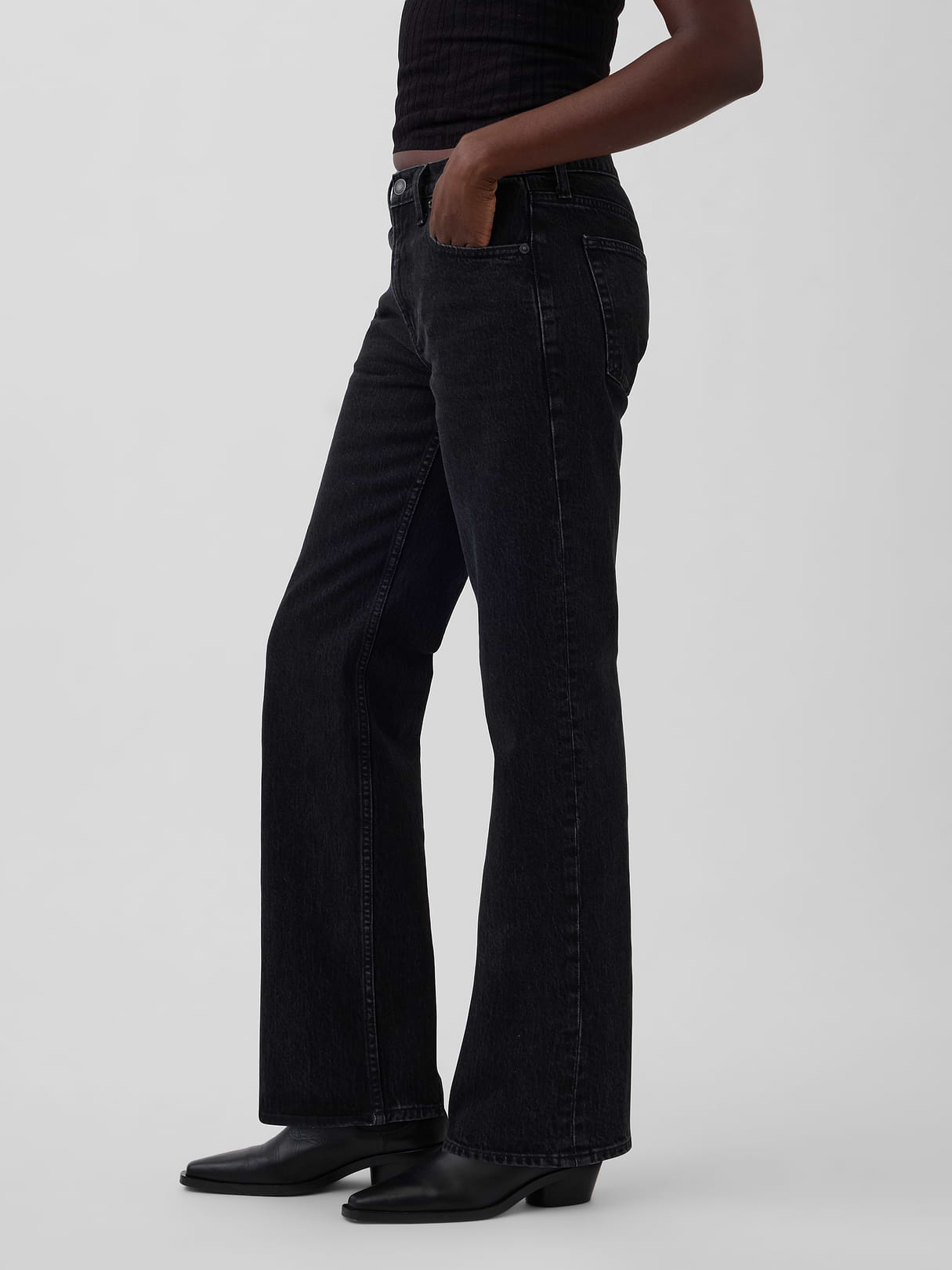 Mid Rise Relaxed Straight Jeans - Black