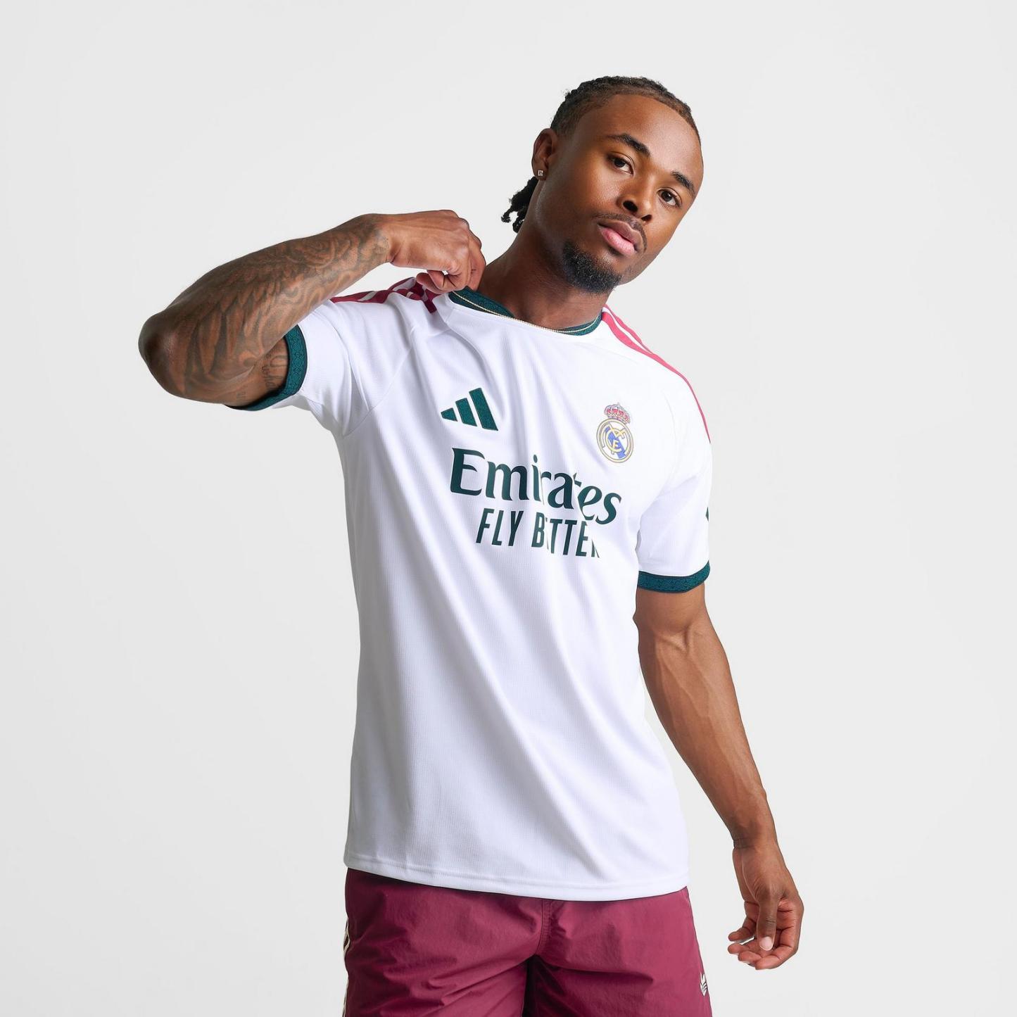 Men's adidas Real Madrid 26-27 Home Soccer Jersey - White - view 3