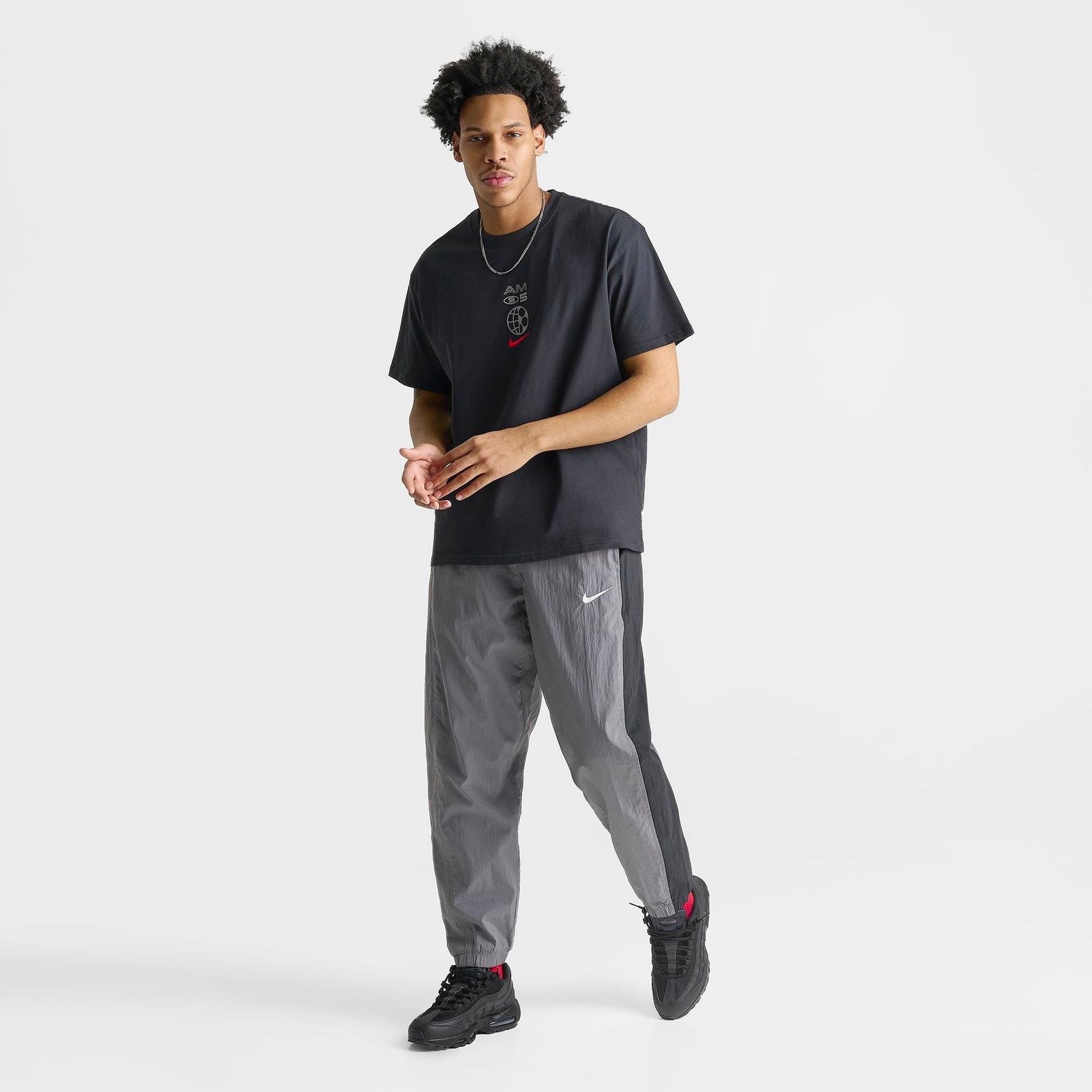 Men's Nike Sportswear Air Max 95 Graphic T-Shirt - Black/University Red