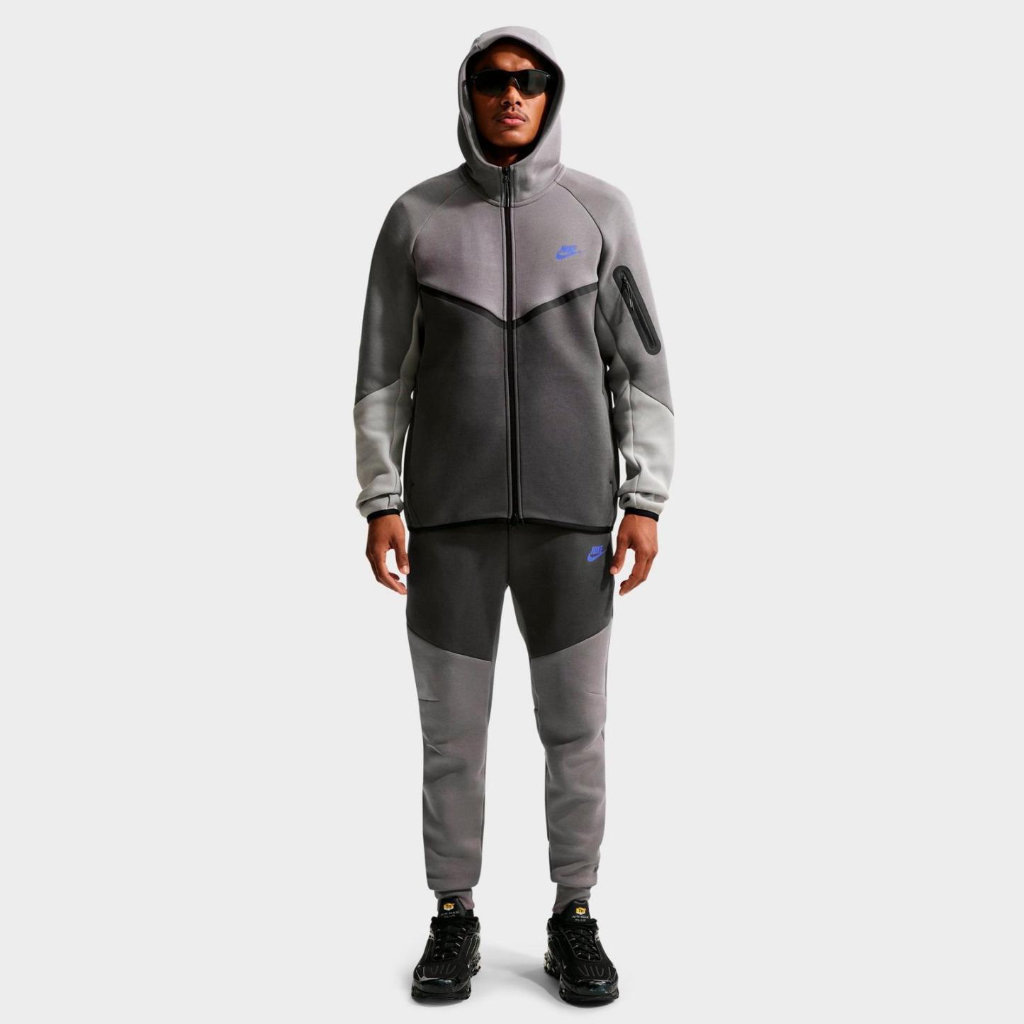 Men's Nike Tech Fleece Windrunner Full-Zip Hoodie - Black/Black (HV0949-018)