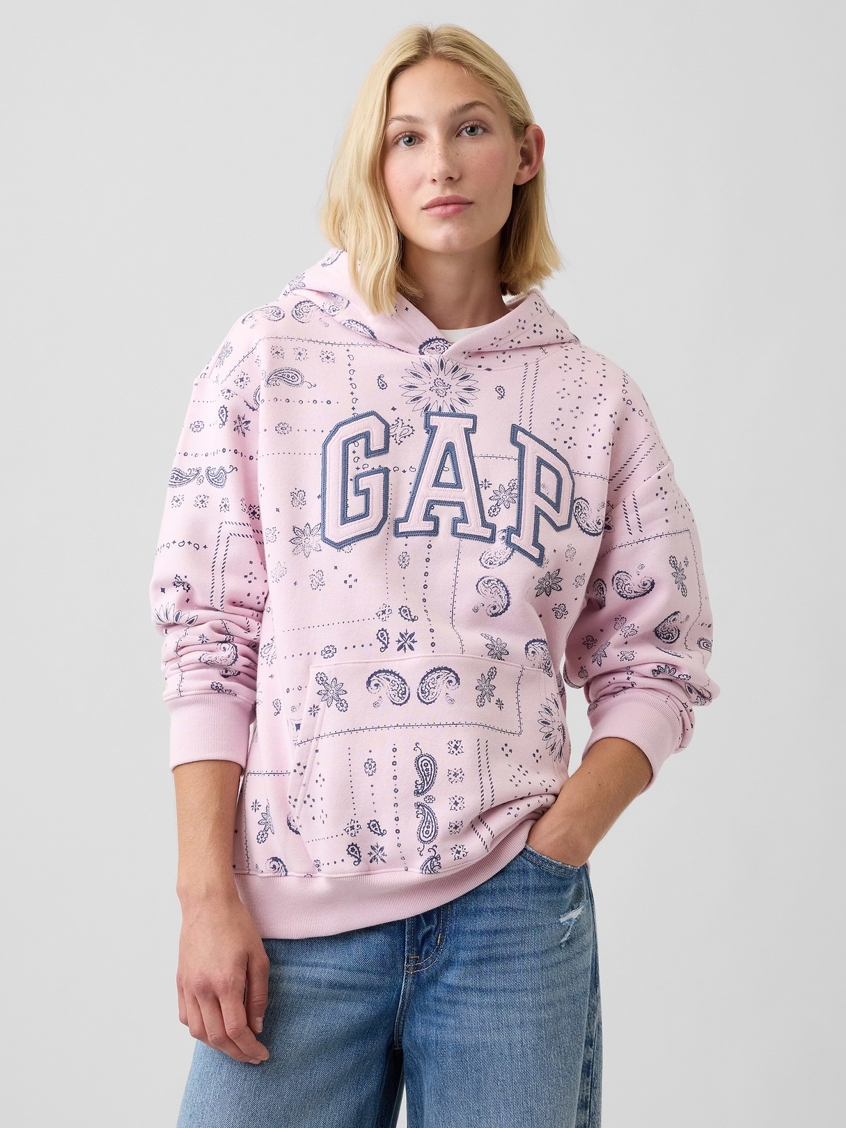 Relaxed Gap Logo Hoodie - Pink bandana print