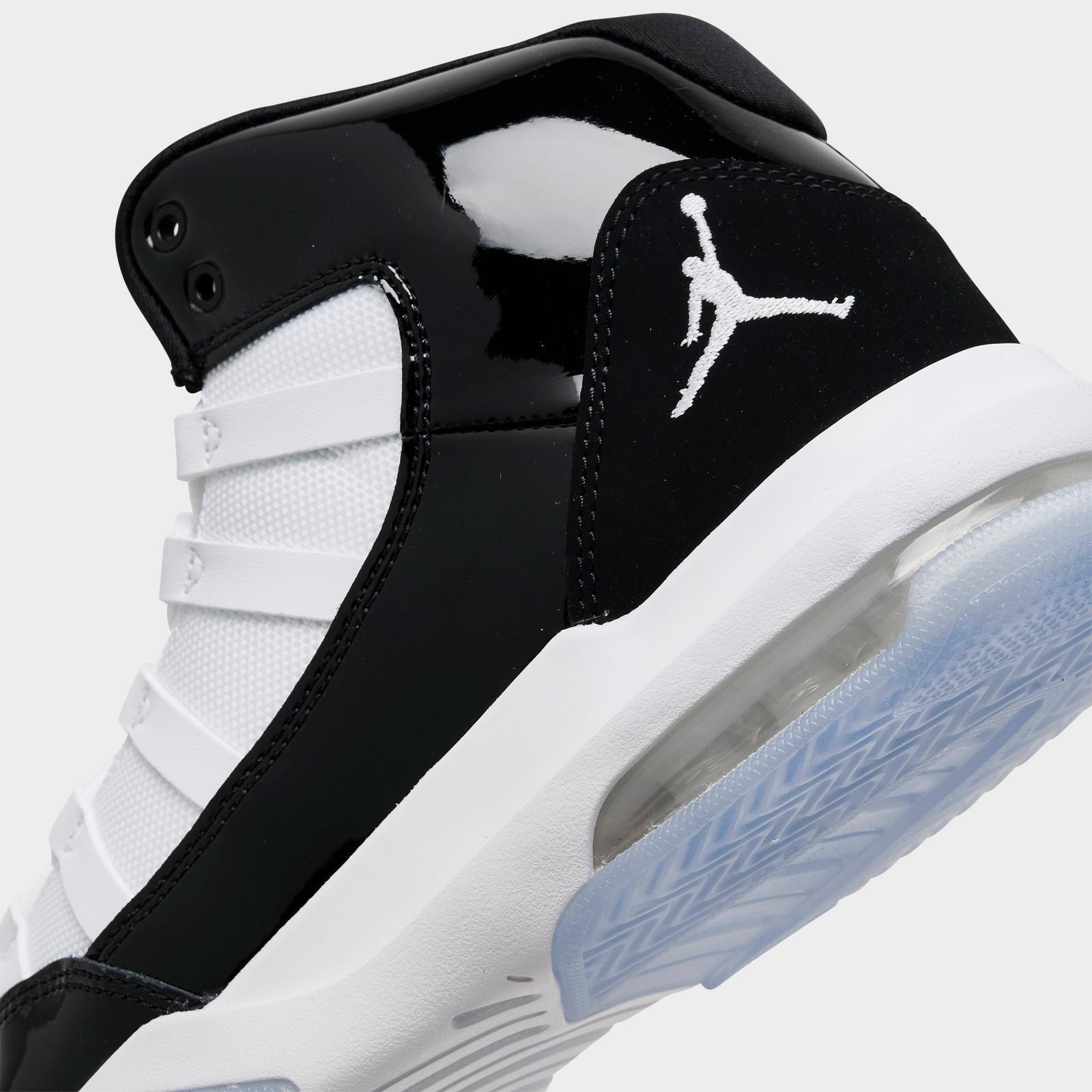 Big Kids' Jordan Max Aura Basketball Shoes - Black/White - view 3