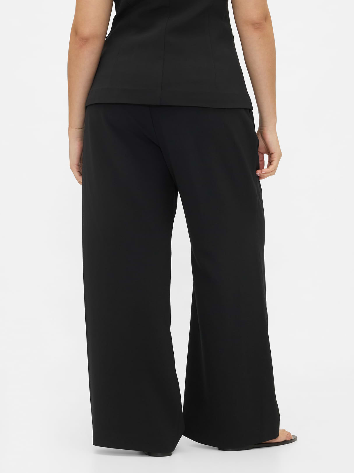 365 High Rise Pleated Trousers - Black
