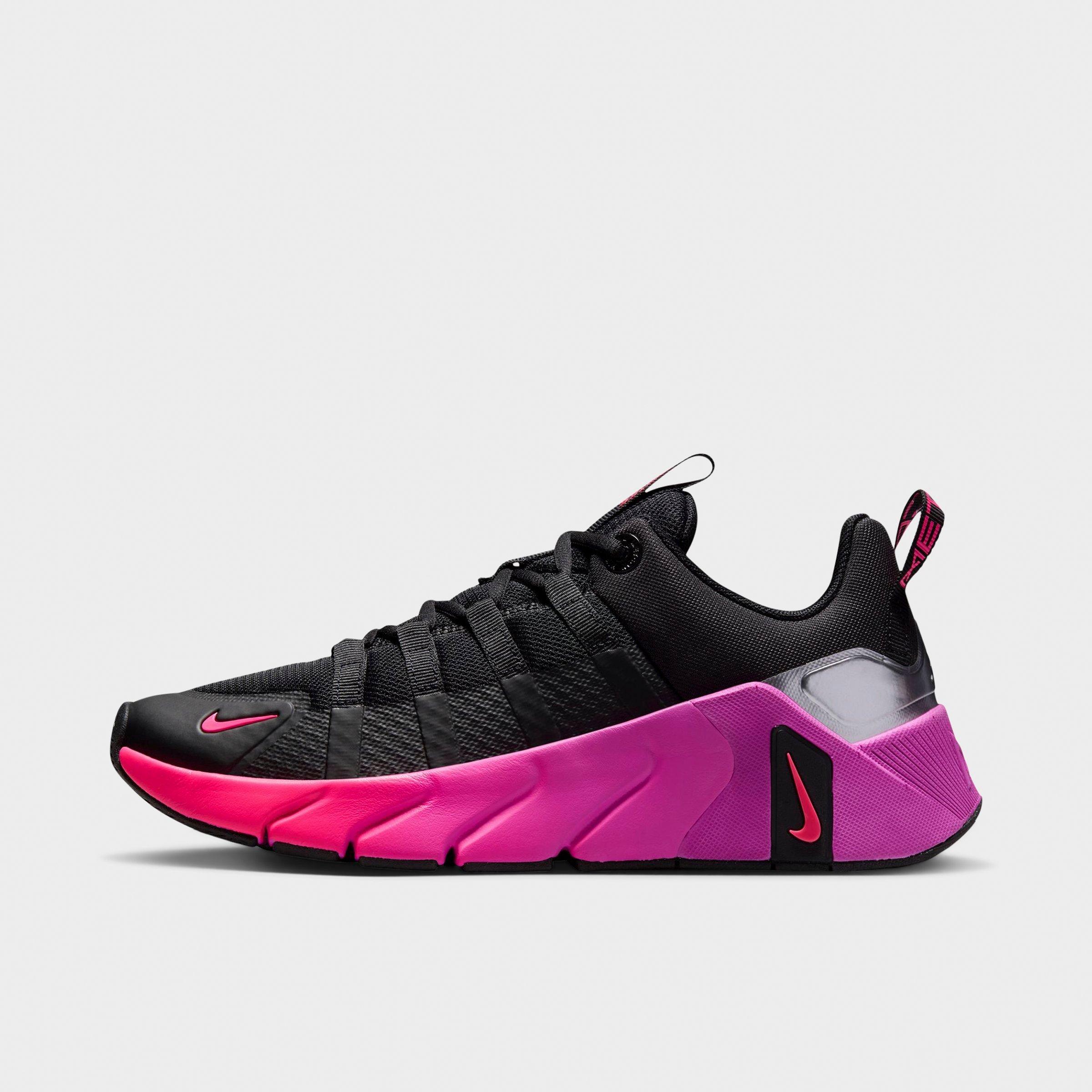 Women’s Nithtke Free Metcon 7 Training Shoes - Part 1 - Black/Hyper Pink/Metallic Cool Grey/Fuchsia Blast - Left shoe facing left. Outside of the shoe.