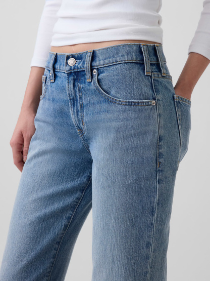 Mid Rise Relaxed Flare Jeans - Medium wash