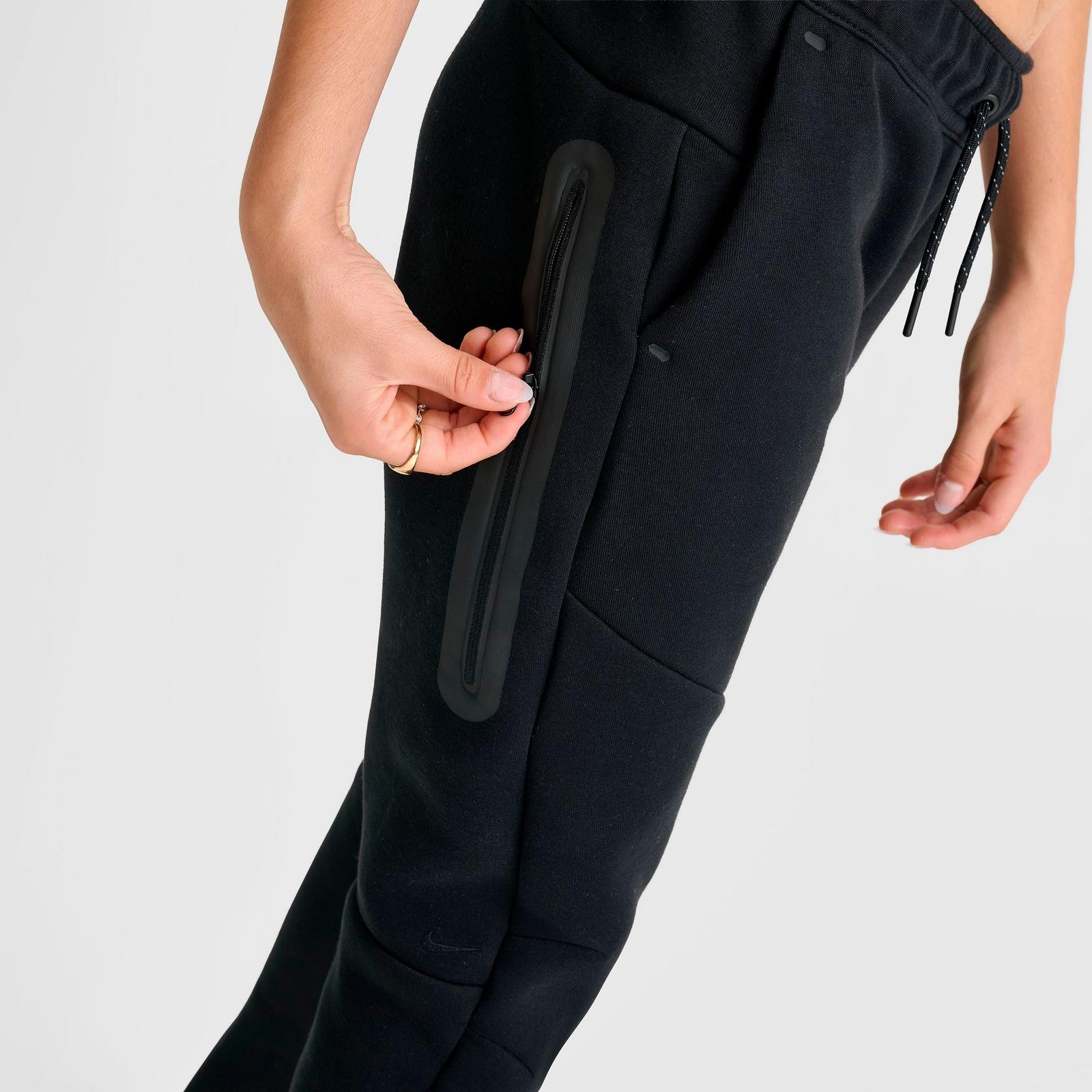 Big Kids' Nike Sportswear Tech Fleece Reflective Jogger Pants - Black