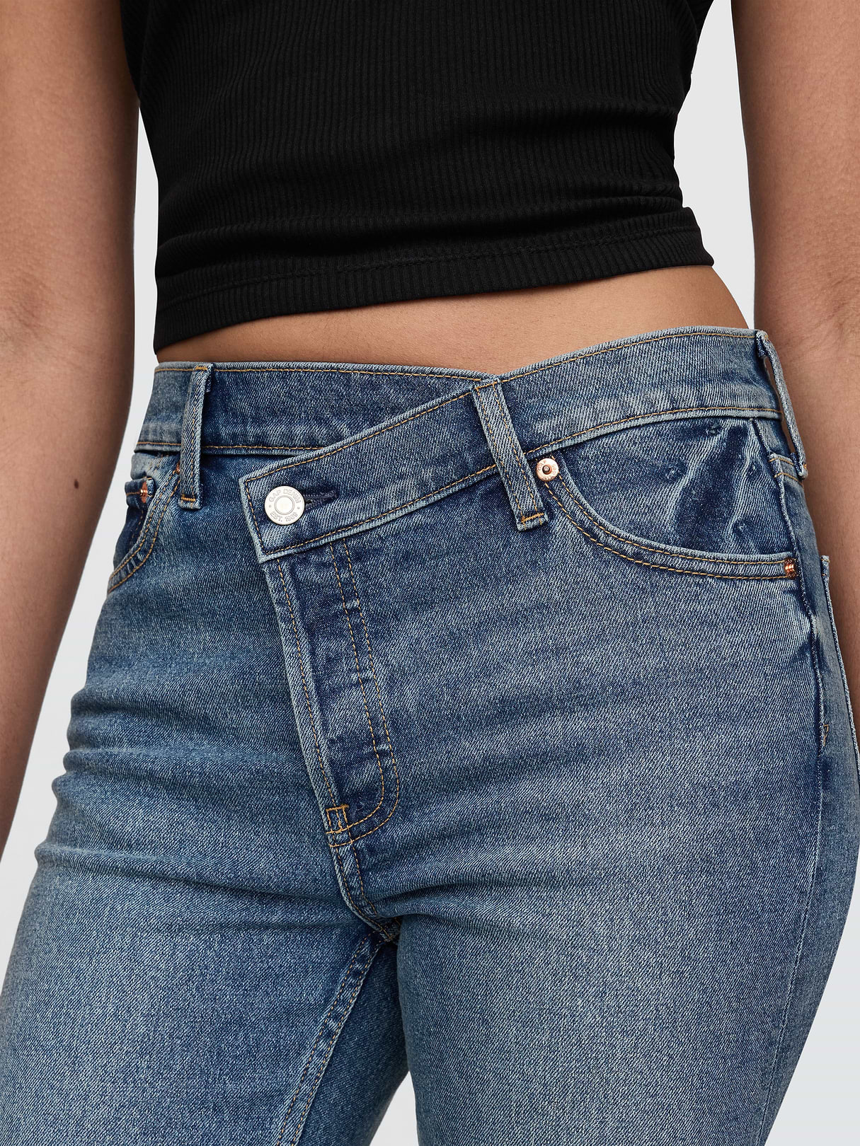 High Rise '90s Slim Straight Jeans - Blue vintage tint