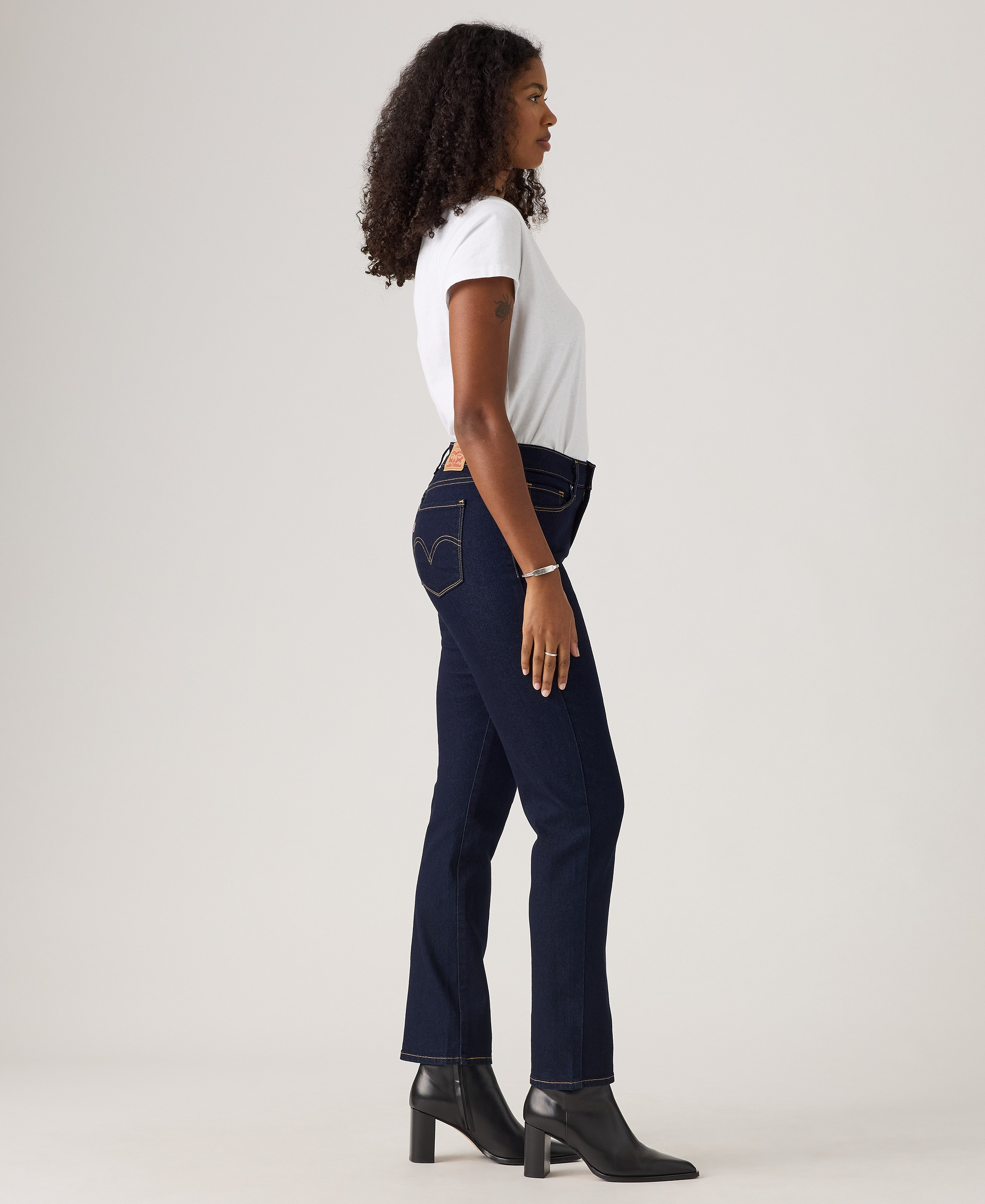 Levi's Women's Classic Mid-Rise Straight-Leg Jeans - Darkest Sky