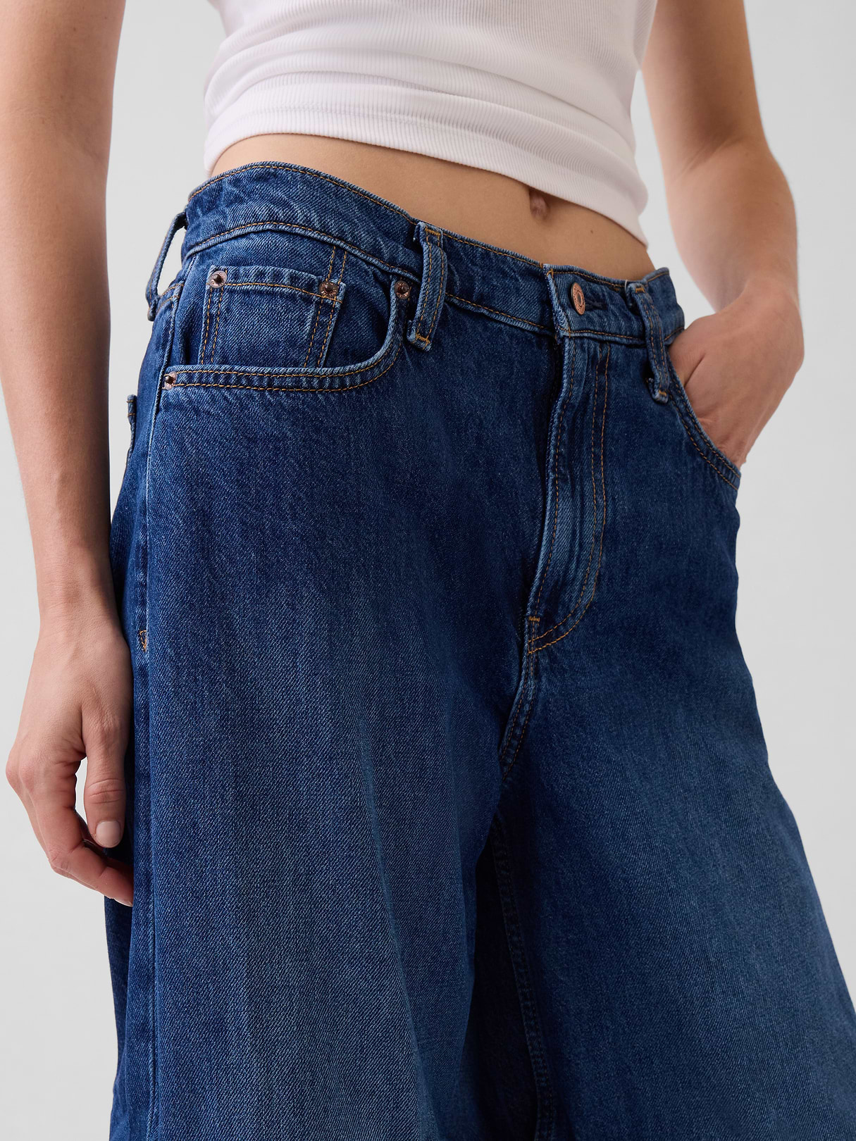 Low Slung Extra Baggy Jeans - Medium indigo