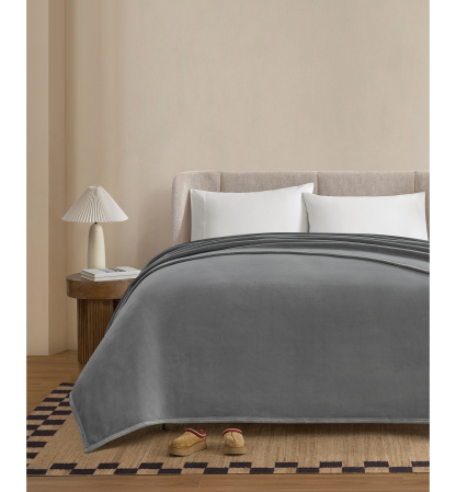 UGG® Coco Blanket - Seal Grey