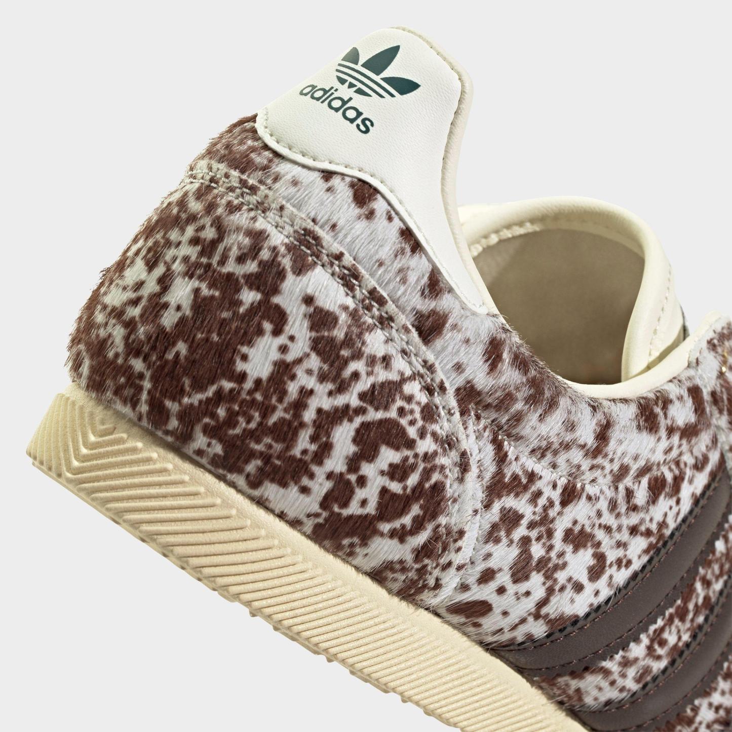 Women's adidas Originals Japan Casual Shoes - Part 2 - Off White/Dark Brown/Gold Metallic - Detail shot