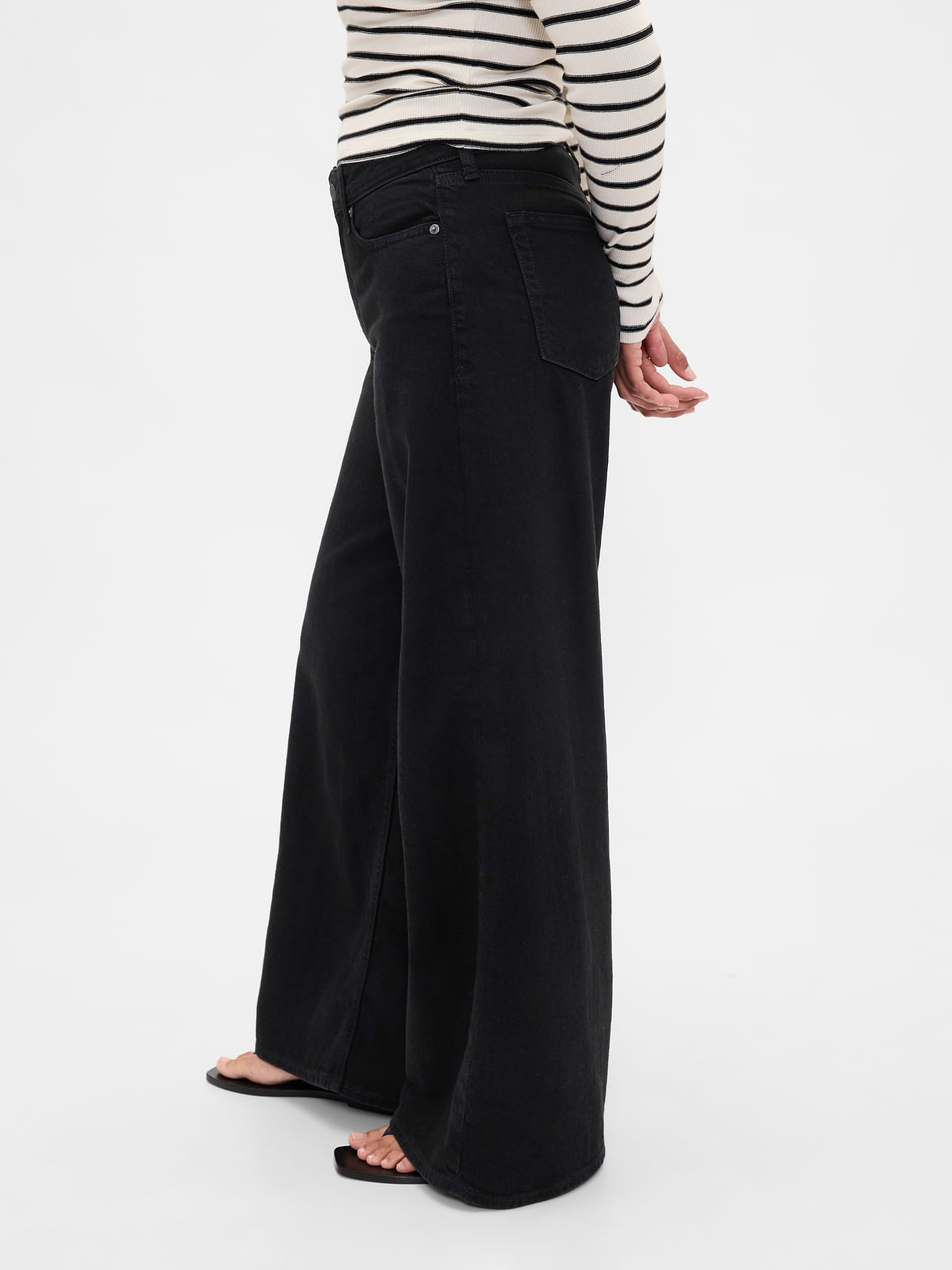Curvy Mid Rise UltraSoft Baggy Jeans - Black wash