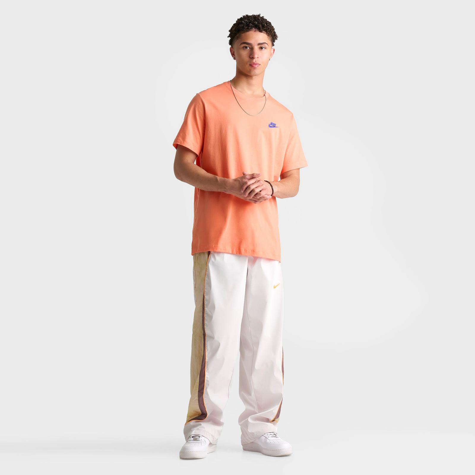 Nike Sportswear Club T-Shirt - Orange Frost