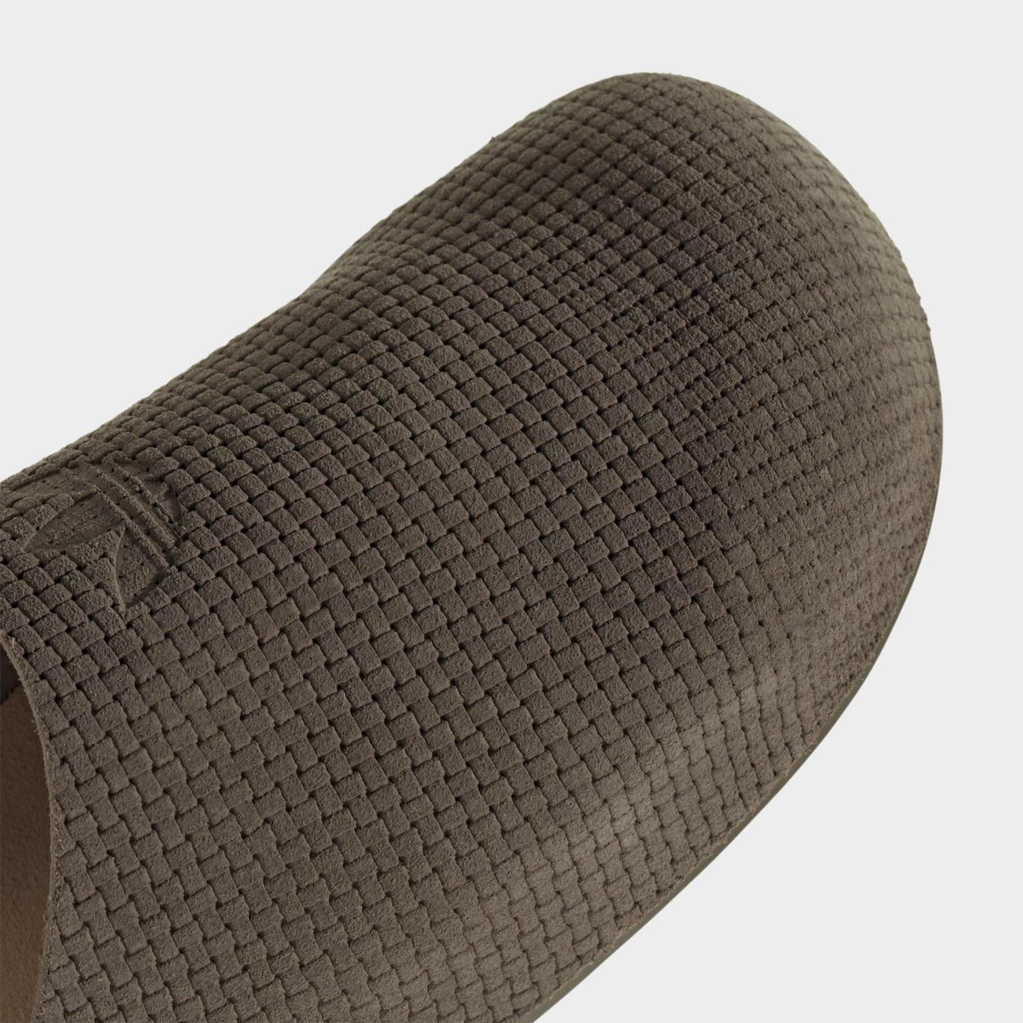 Men's adidas Originals Adimule Slide Sandals - Branch/Cardboard - Detail shot
