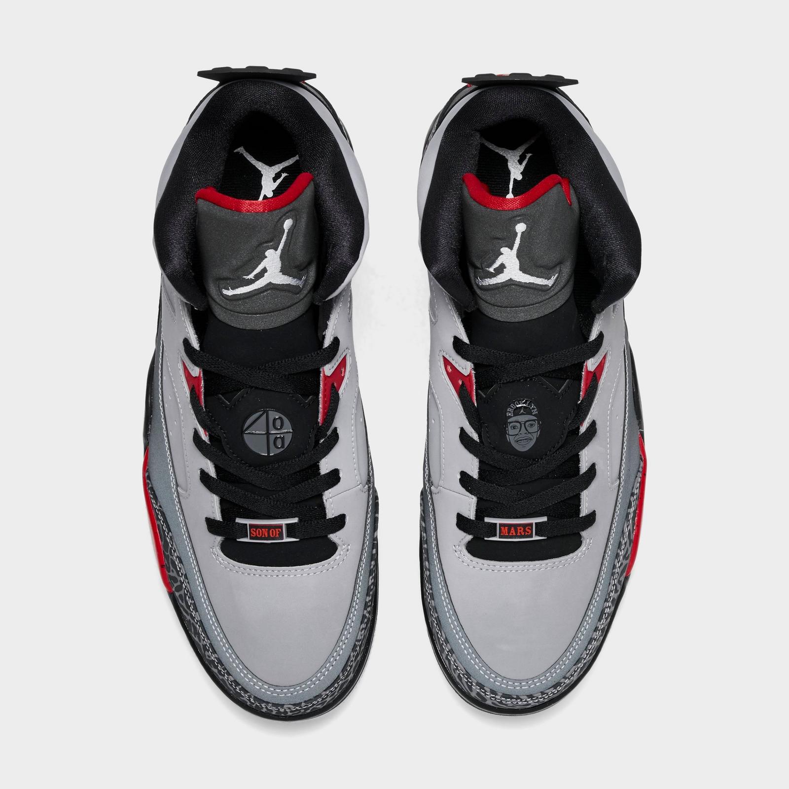 Men's Air Jordan Son of Mars Low Casual Shoes - White/Varsity Red/Light Smoke Grey/True Blue - view 5