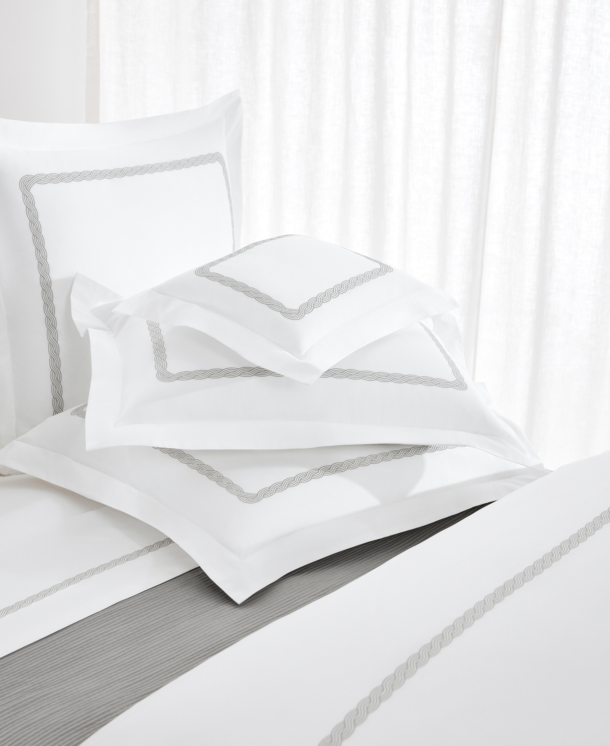 Lauren Ralph Lauren Spencer Cable Embroidery 4-Pc. Sheet Set, Queen - Grey