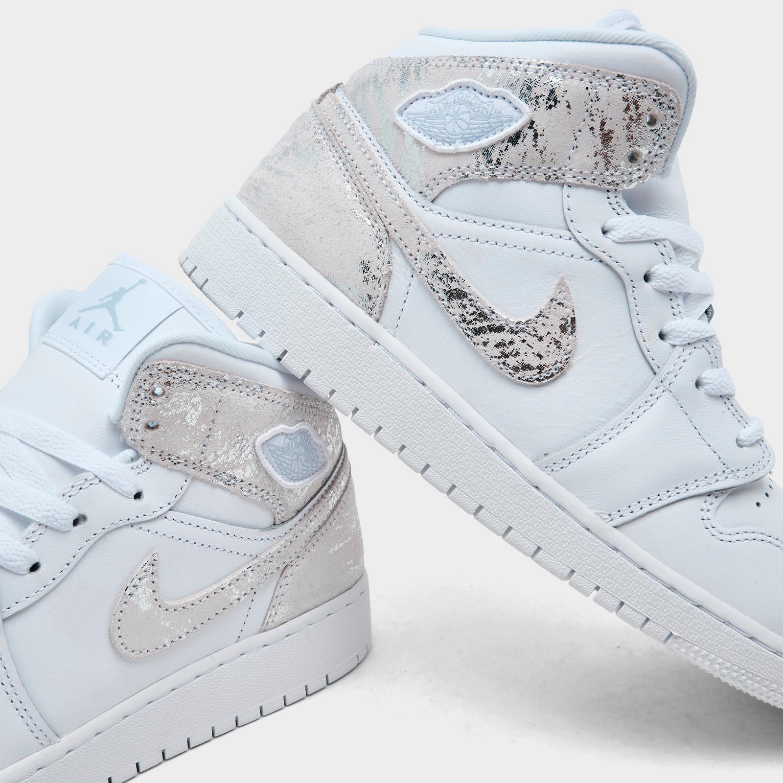 Big Kids' Air Jordan Retro 1 Mid SE Casual Shoes - White/White/White/Field Silver - view 3
