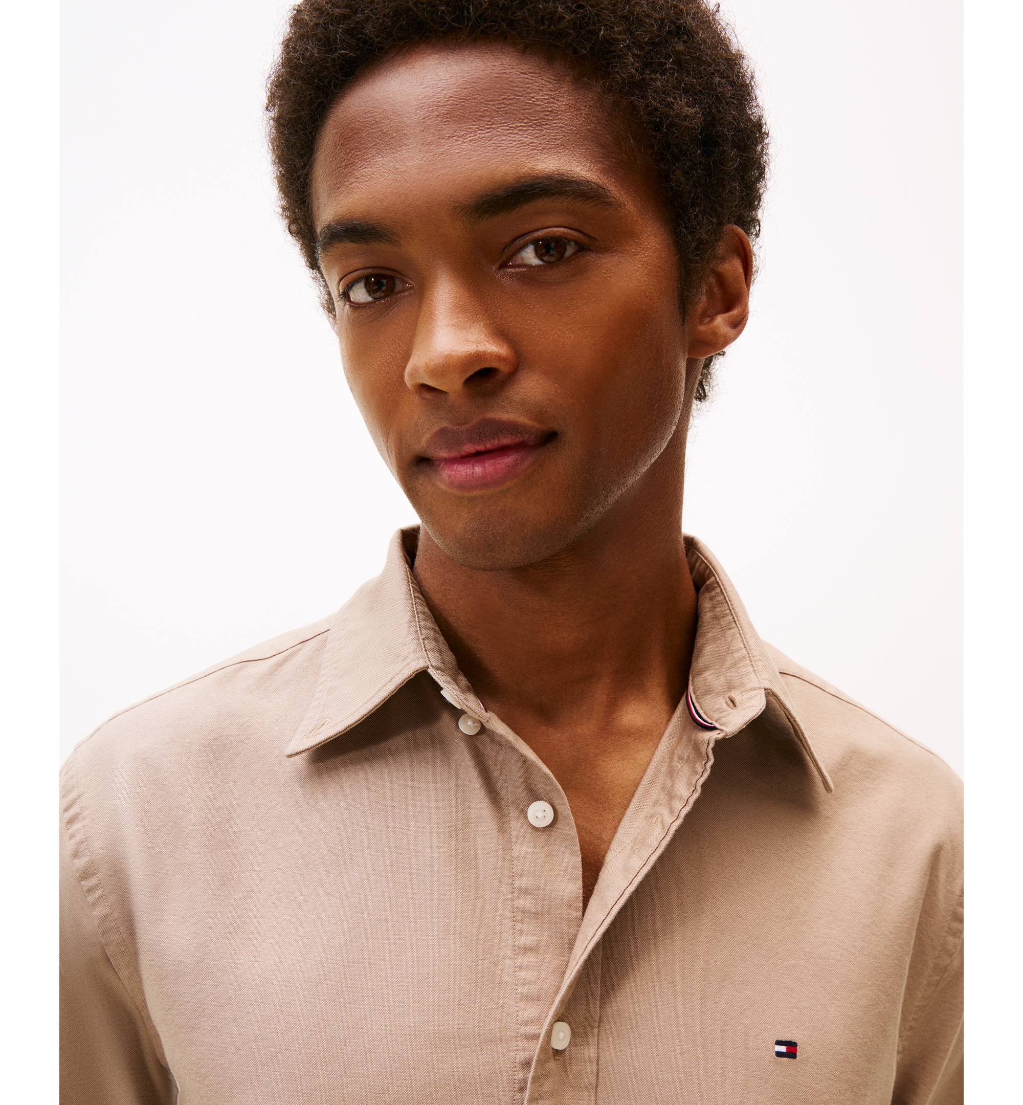 Tommy Hilfiger Men's Heritage Regular-Fit Oxford Shirt - Coastal Taupe Solid