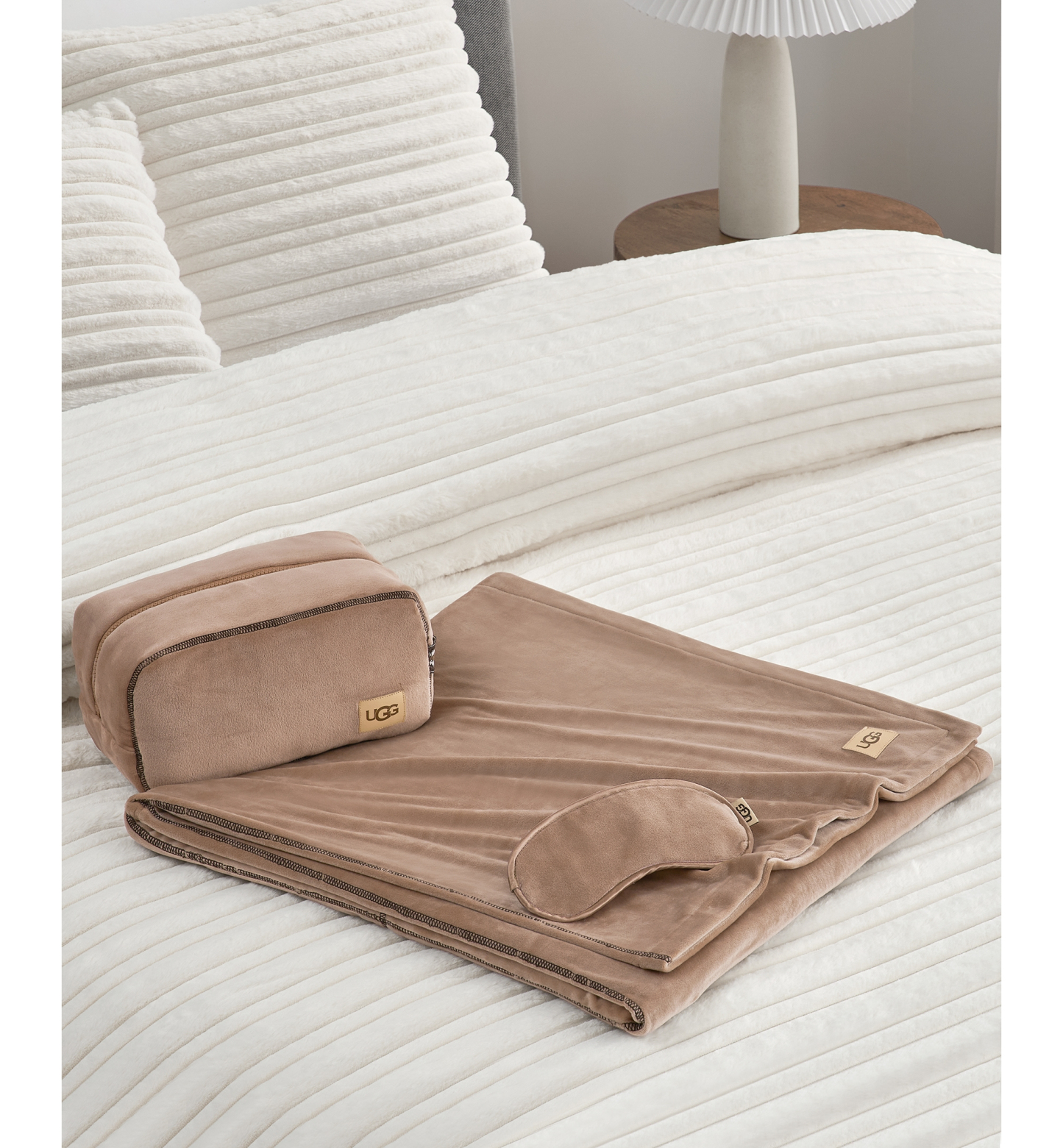UGG® Raegan 3-Piece Throw, Eye Mask and Case Gift Set - Chestnut