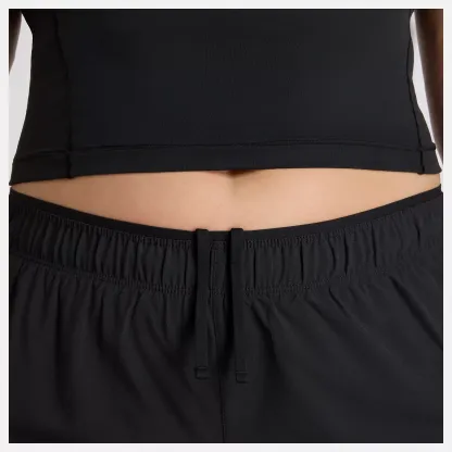 MaCara is wearing size M and is 5'9"/175cm. Chest: 38"/96cm, Waist: 32.5"/82cm, Hips: 45"/114cm
