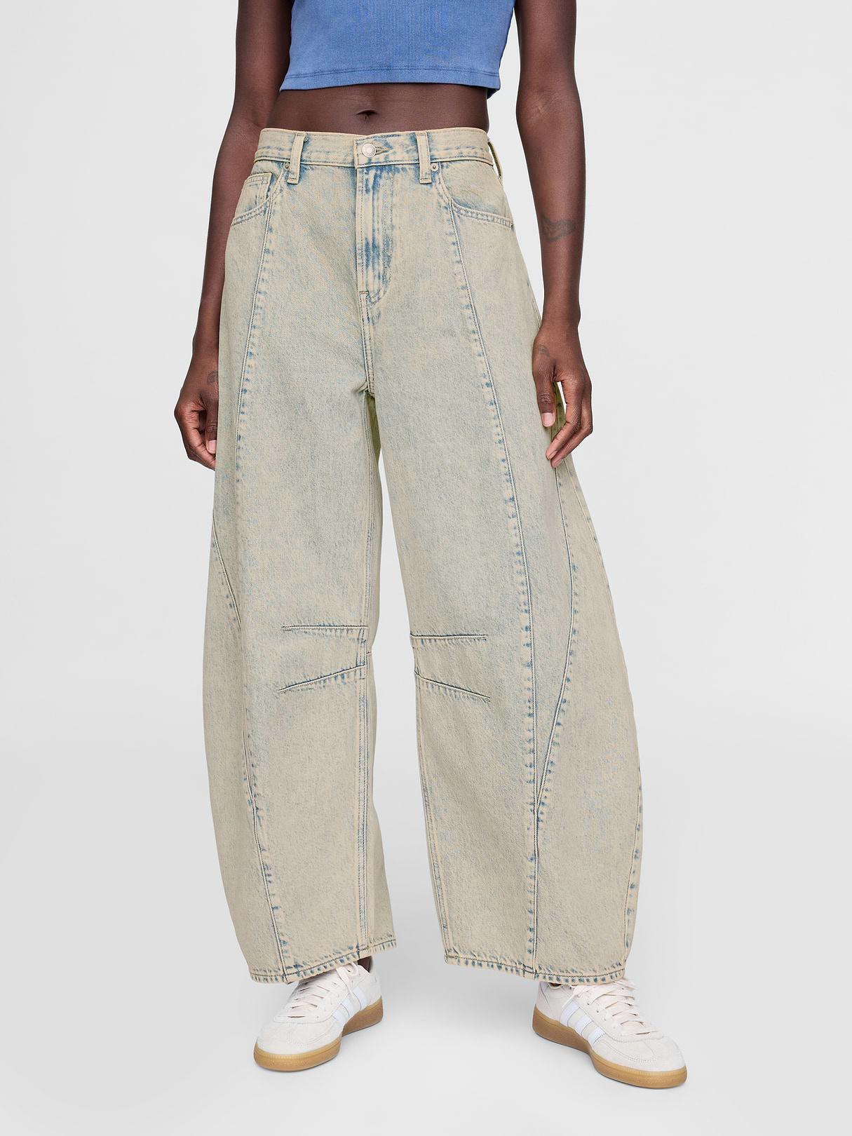 High Rise UltraSoft Crossover Horseshoe Jeans - Light tint