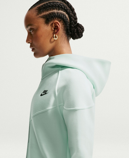 Nike Women's Sportswear Tech Fleece Windrunner Full-Zip Hoodie - Barely Green