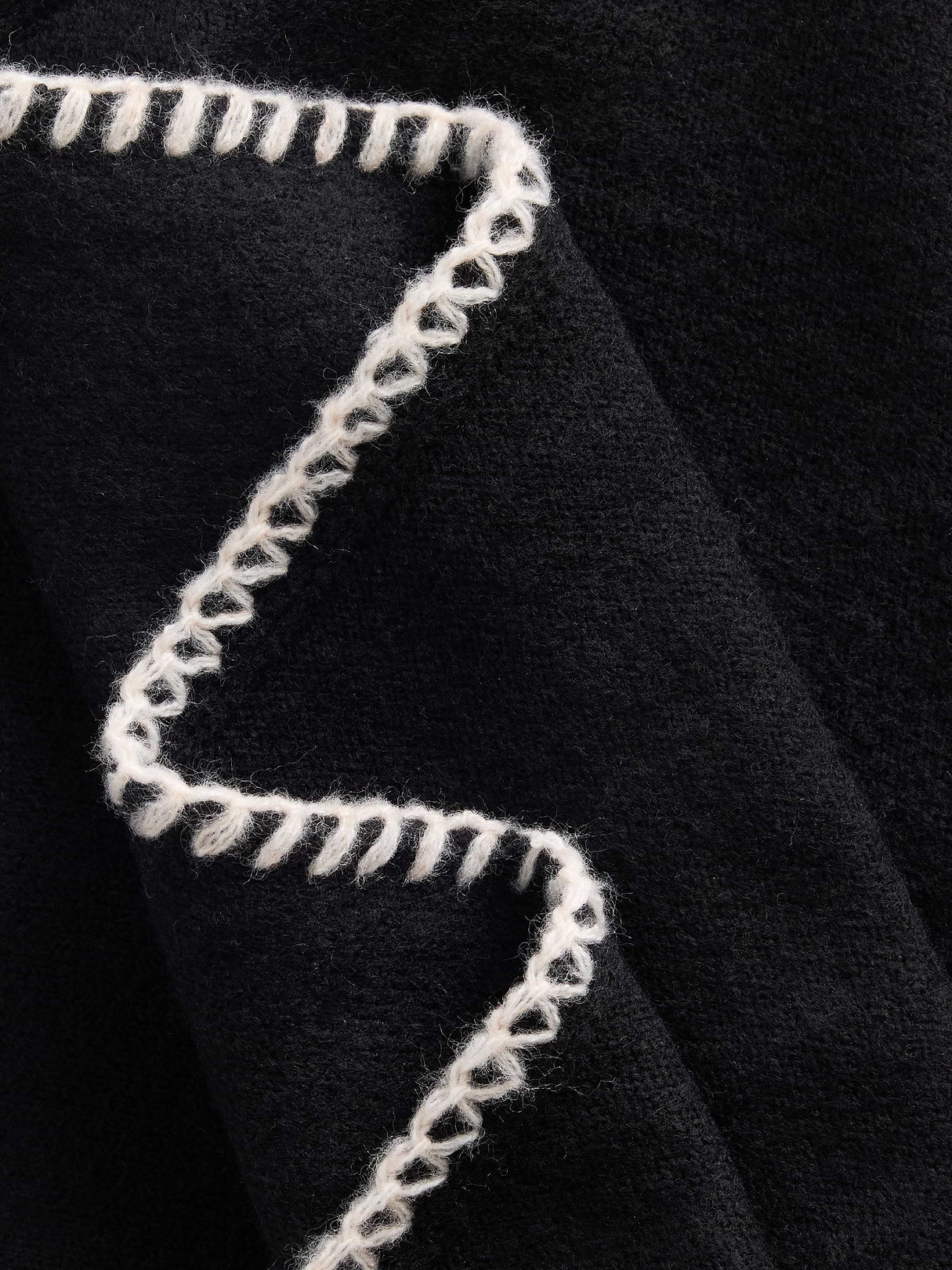 CashSoft Whipstitch Bandana Scarf - Black