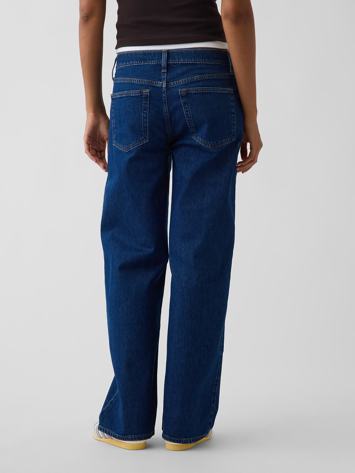 Low Rise '90s Loose Jeans - Dark wash
