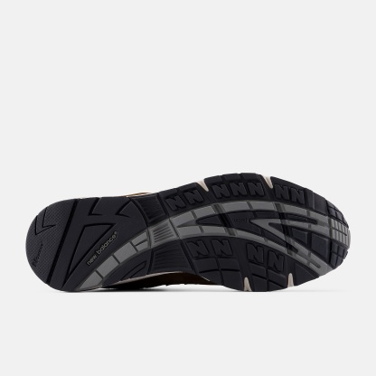 New Balance Made in UK 991V1 Luxe Suede, M991BR1