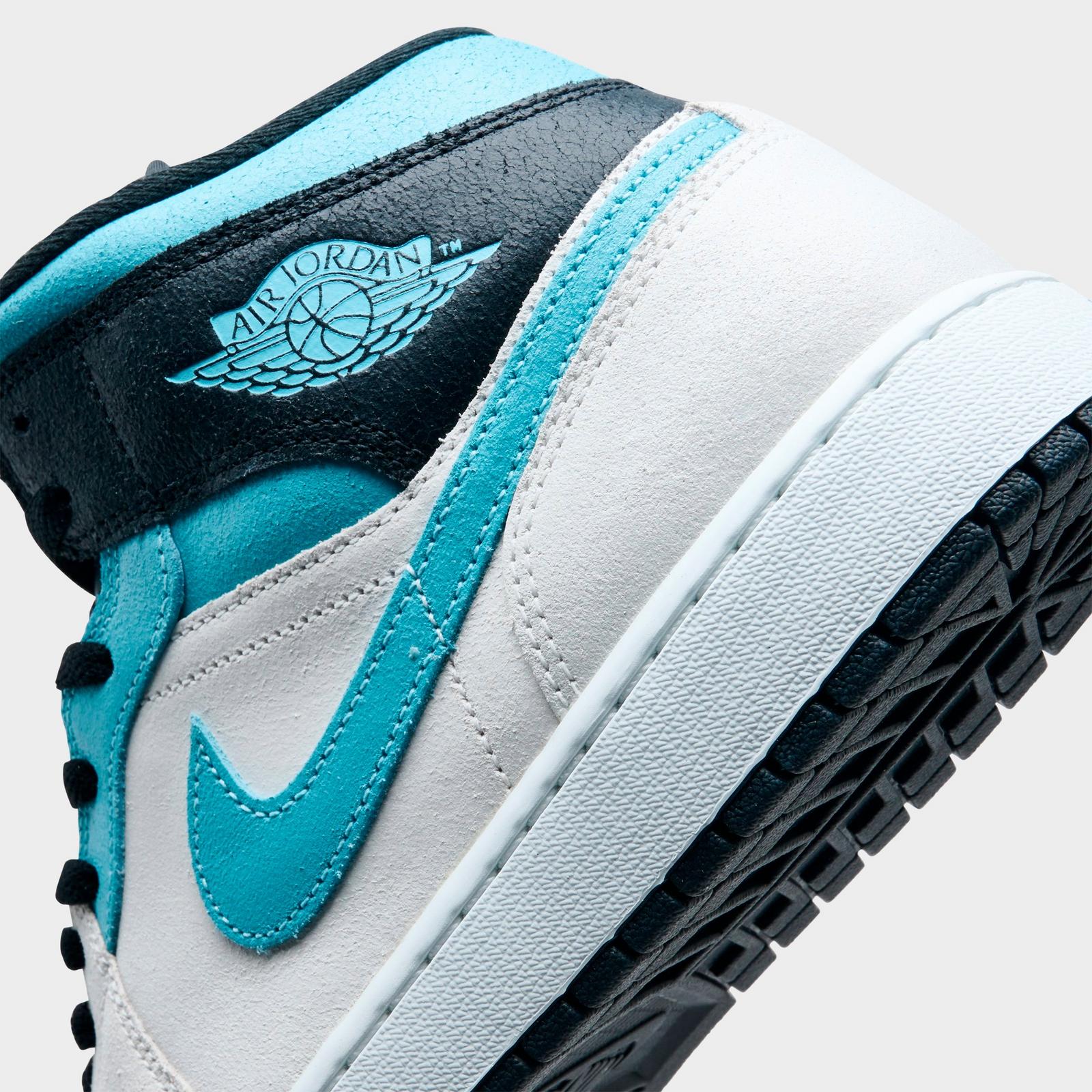 Men's Air Jordan Retro 1 Mid SE Casual Shoes - Summit White/Blue Chill/Black - view 3