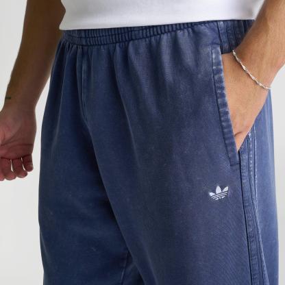 Men's adidas Originals Trefoil Essentials Fleece Jogger Pants - Dark Blue