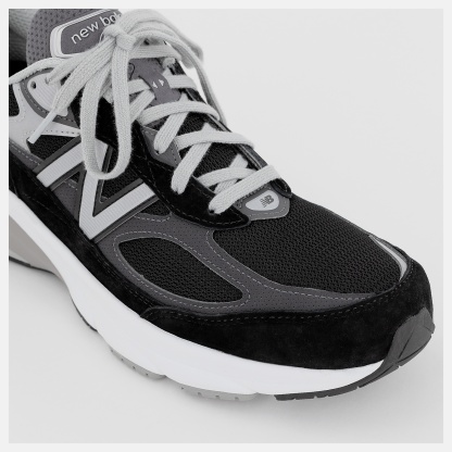 New Balance Made in USA 990v6, W990BK6