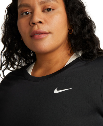 Nike Women's Dri-FIT T-Shirt - Black